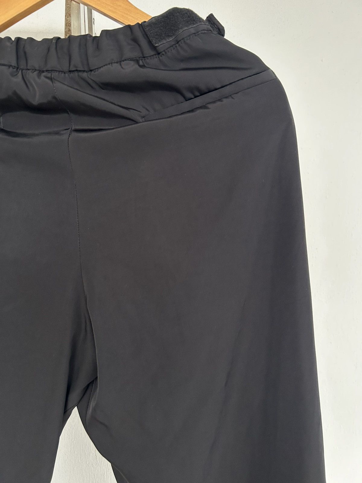 Prada Prada Garbadine Nylon Trousers Size US 34 / EU 50 - 8 Thumbnail