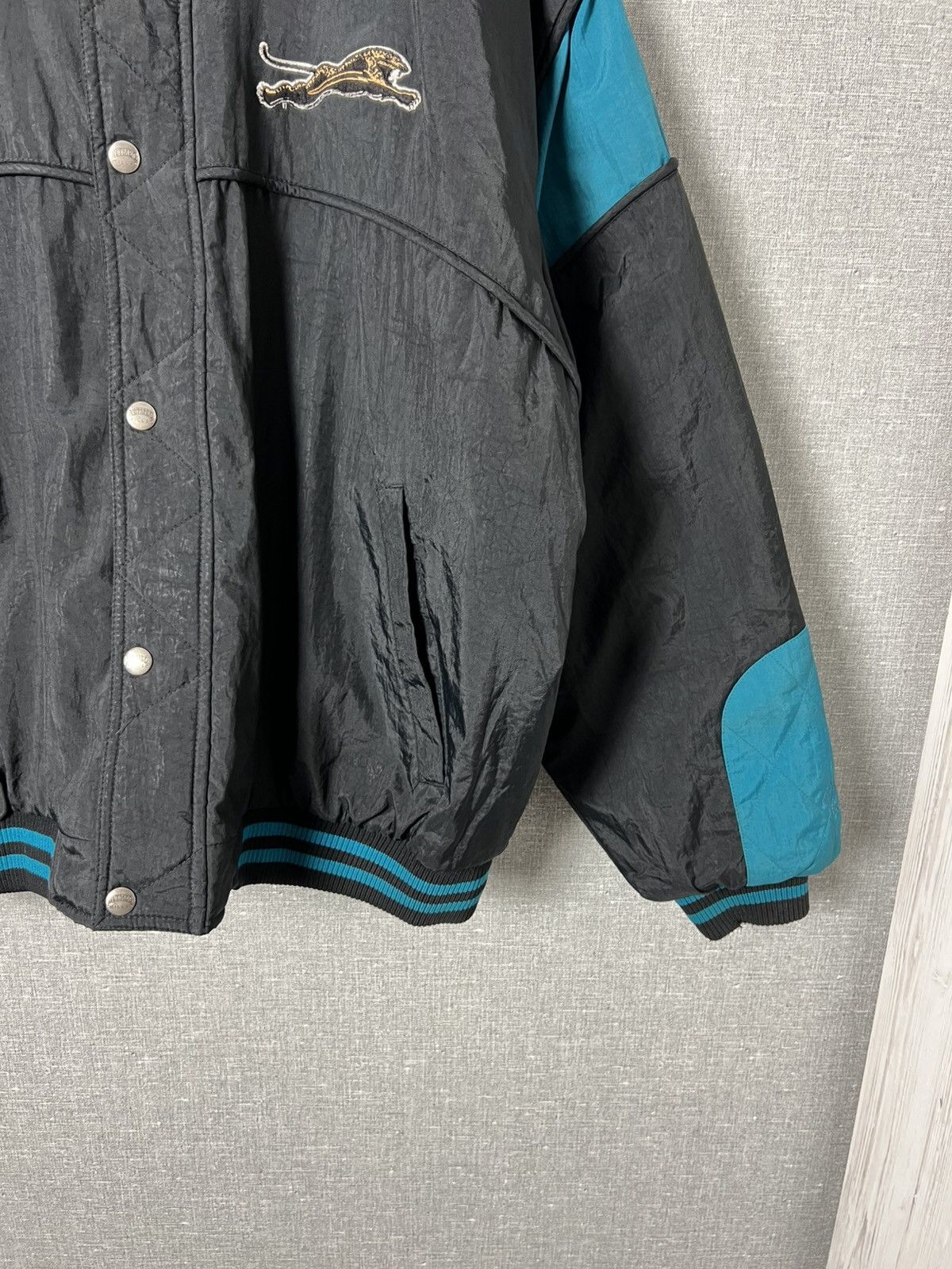 Starter RARE JACKSONVILLE JAGUARS NUTMEG CAMPRI NYLON BOMBER JACKET Size US XL / EU 56 / 4 - 13 Thumbnail