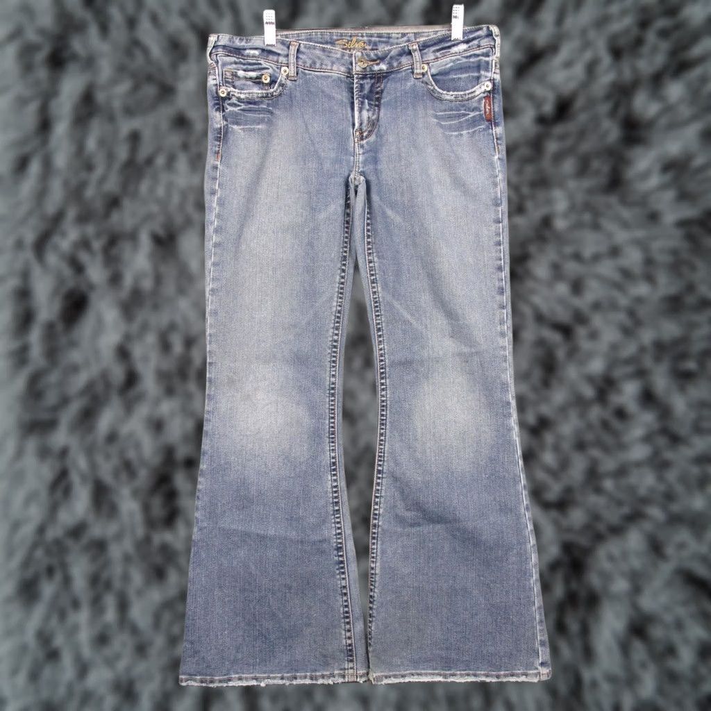 Silver Jeans Co. Item Specifications: Brand: Levi'S Size 24" / US 00 / IT 34 - 1 Thumbnail