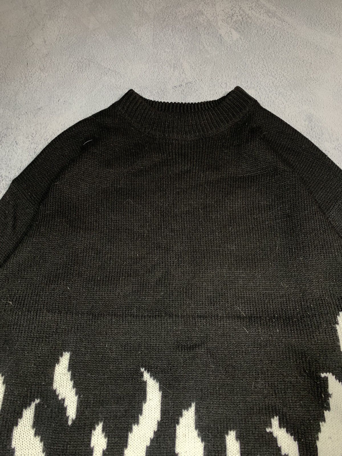 Vintage Vintage Y2K Japanese fire long sweater opium size S Size US S / EU 44-46 / 1 - 4 Thumbnail