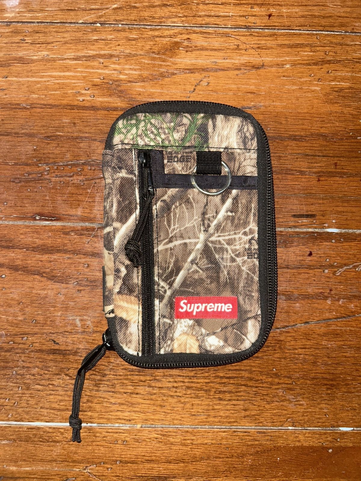 Supreme Small Zip Pouch Real tree