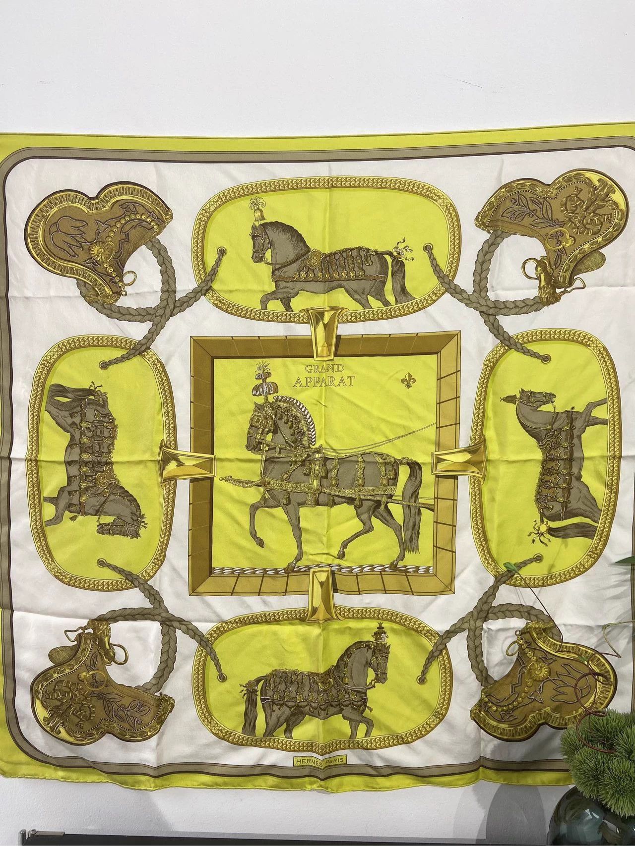 Hermes Hermes Pony Scarf 90x90 Size ONE SIZE - 1 Thumbnail