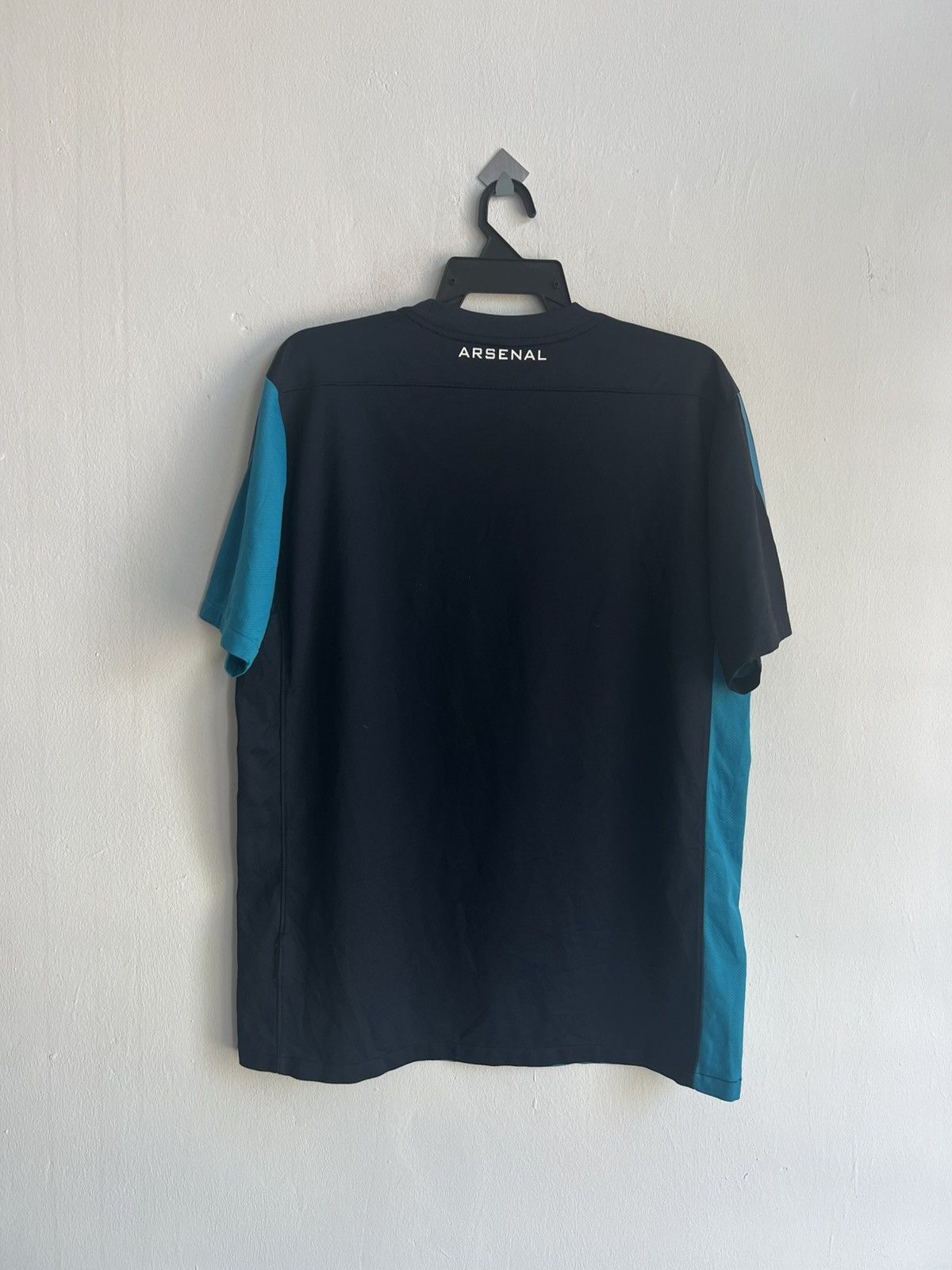 Nike Original Nike 2011-12 Arsenal FC Away Jersey Large Size US L / EU 52-54 / 3 - 4 Thumbnail