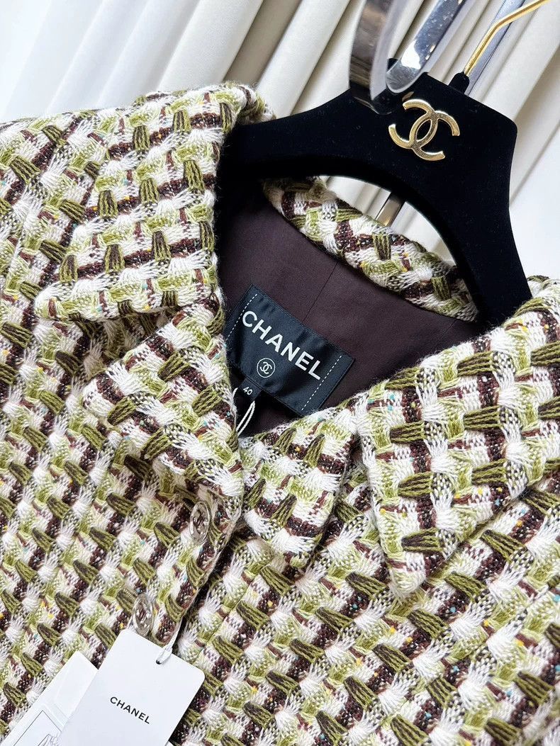 Chanel Chanel 23A Tweed Short Jacket Size L / US 10 / IT 46 - 3 Thumbnail