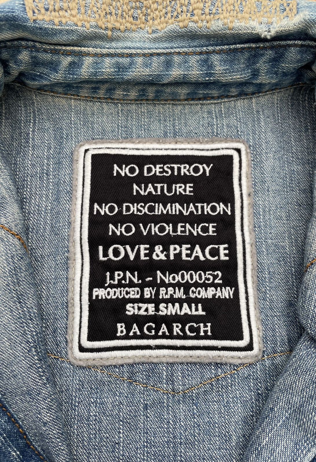 If Six Was Nine × Japanese Brand × Le Grande Bleu (L.G.B.) Japanese Love & Peace Distressed Denim shirt Size US S / EU 44-46 / 1 - 7 Thumbnail