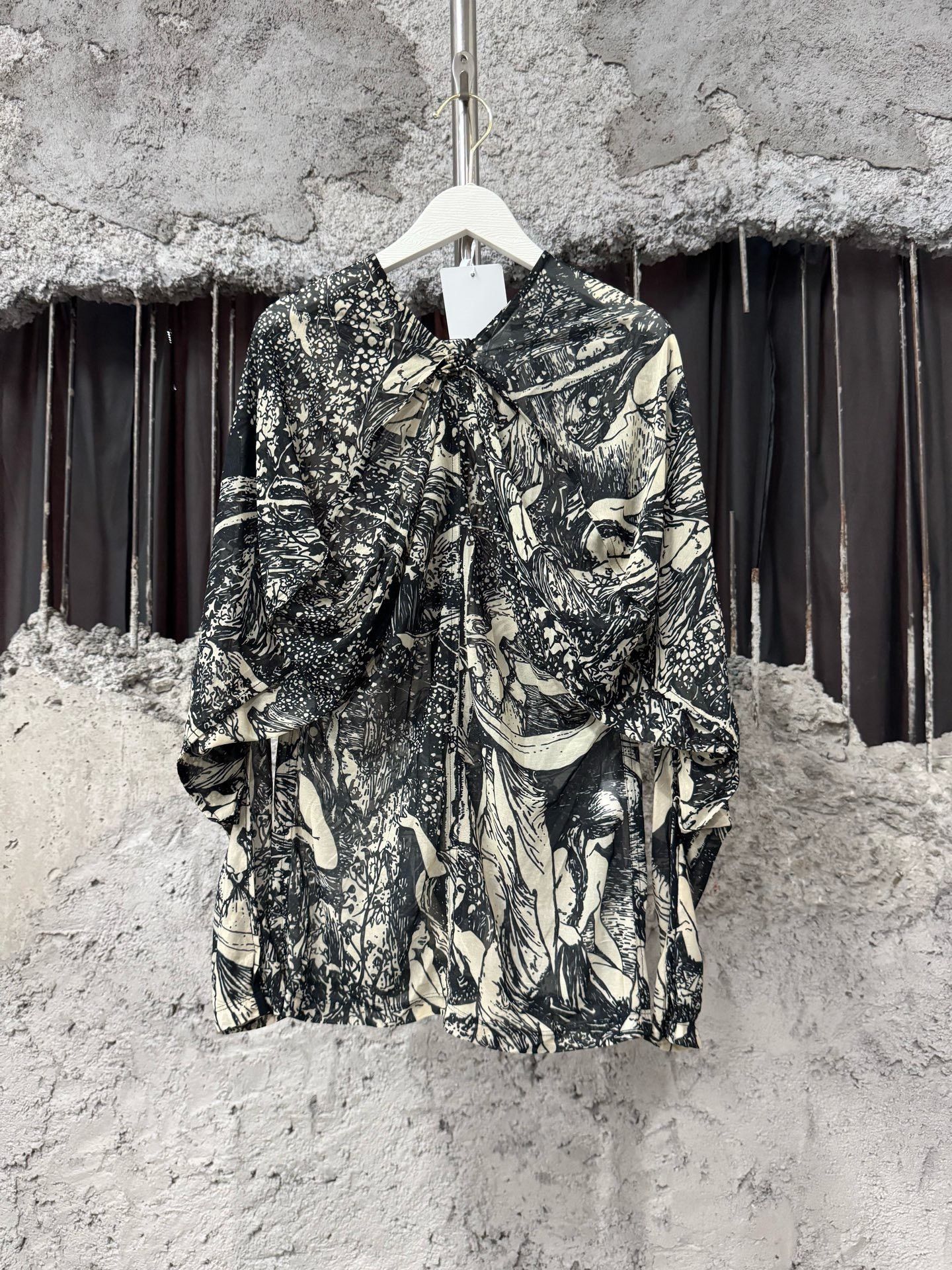 Celine Celine Shirt xl Men Size US XL / EU 56 / 4 - 1 Thumbnail