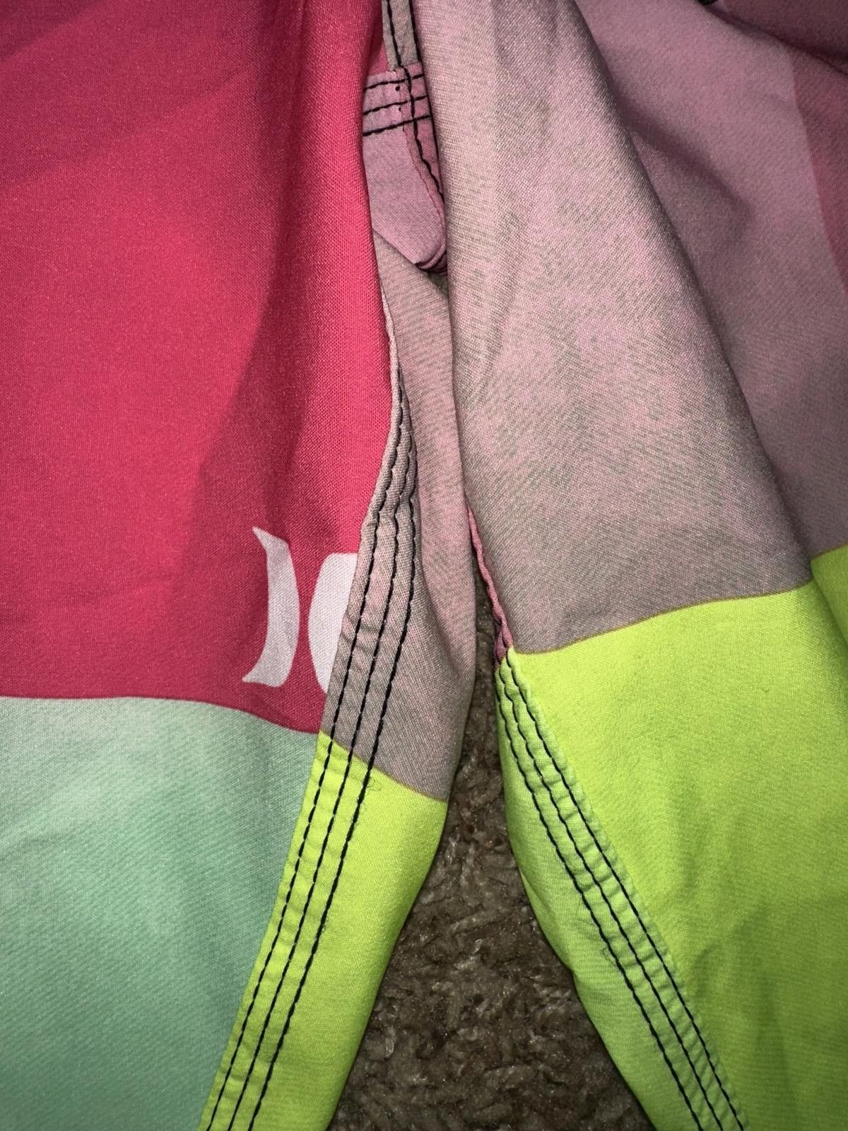 Nike Hurley Men’s Phantom Board Shorts Colorblock Surf Beach Swim Trunks Size US 34 / EU 50 - 5 Thumbnail