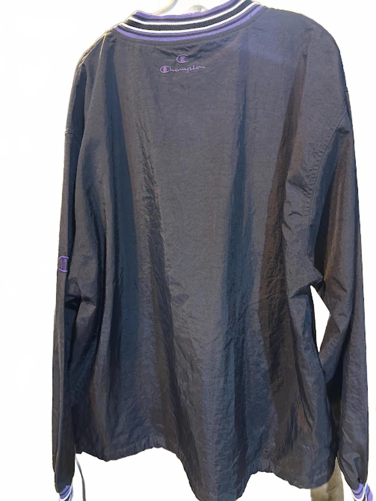 Champion Champion V-Neck Pullover Windbreaker Jacket L Size US L / EU 52-54 / 3 - 2 Thumbnail