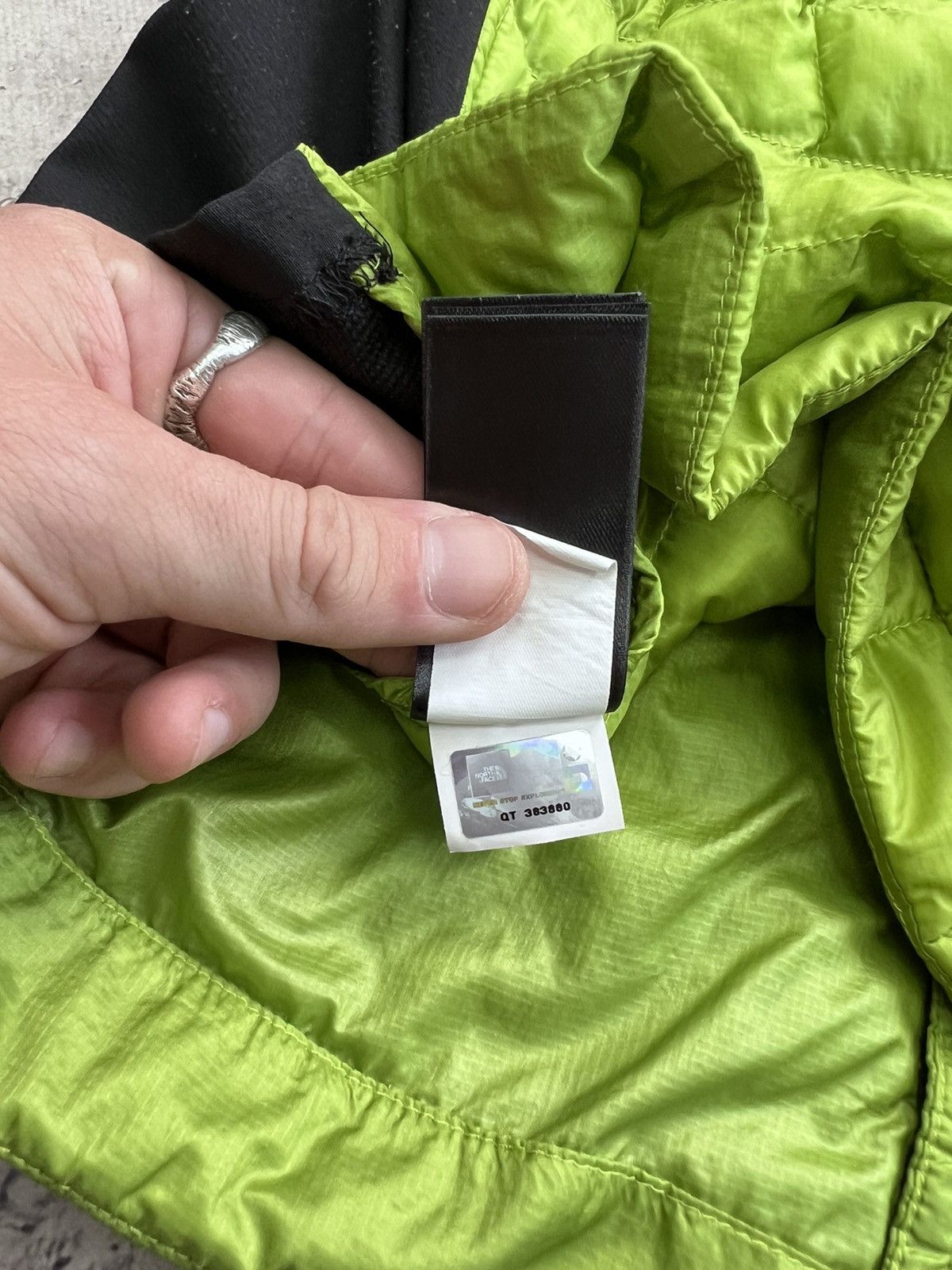 The North Face × Vintage The North Face Thermoball Eco Men's Hooded Puff Jacket Size US L / EU 52-54 / 3 - 15 Thumbnail