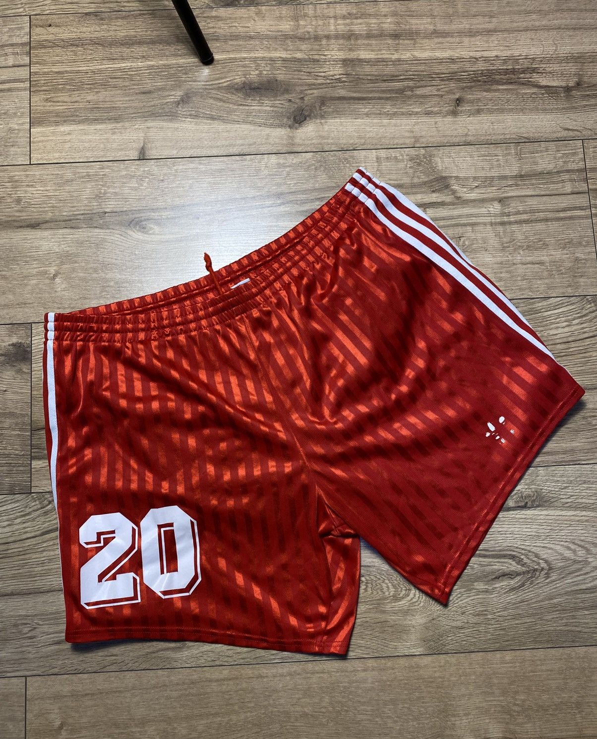 Adidas Vintage Adidas Football Shorts Red Shadow Stripe 80s 90s M Size US 32 / EU 48 - 1 Thumbnail