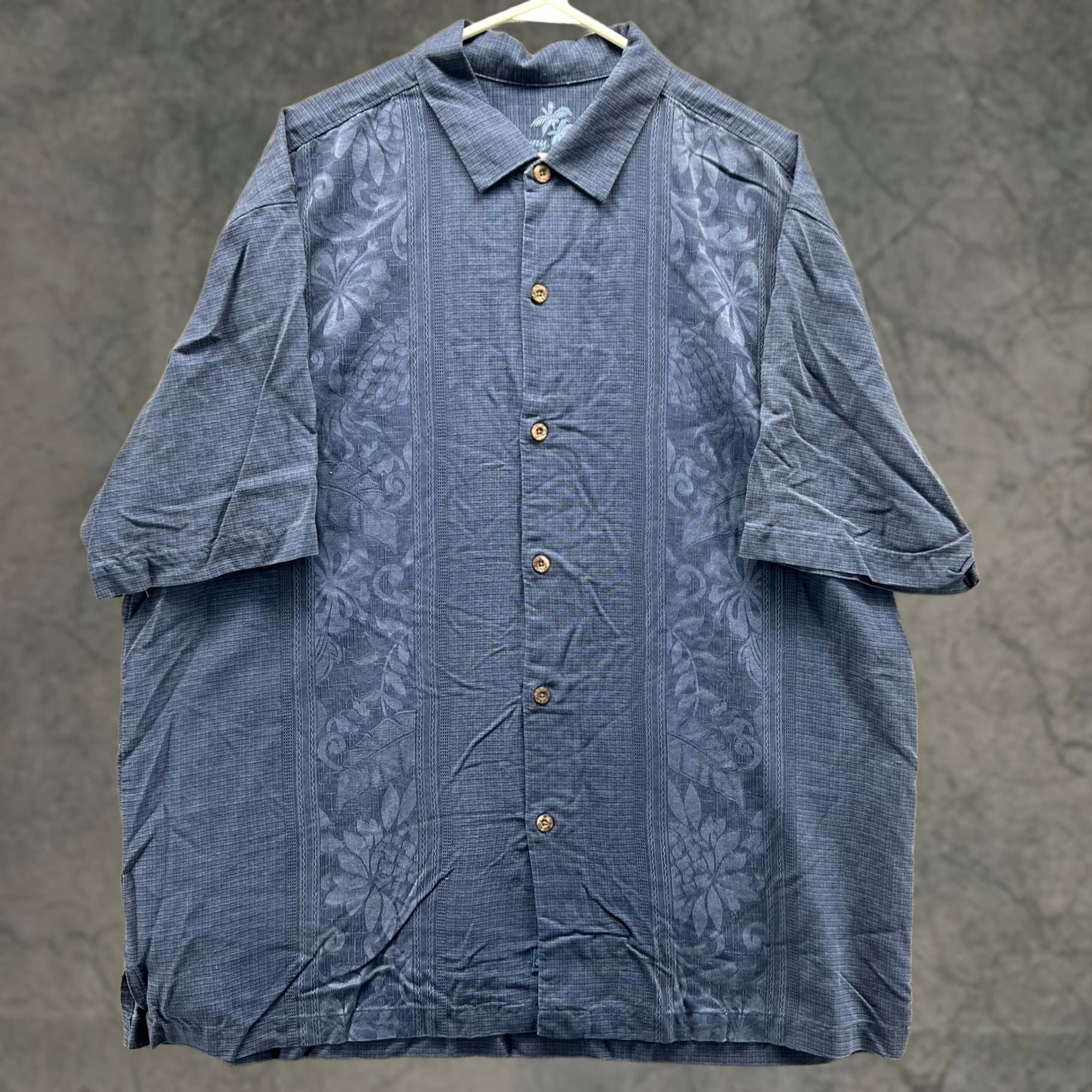 Tommy Bahama Tommy Bahama Shirt Mens 2XL Blue Floral Silk Hawaiian Short Sleeve Button Front Size US XXL / EU 58 / 5 - 1 Thumbnail