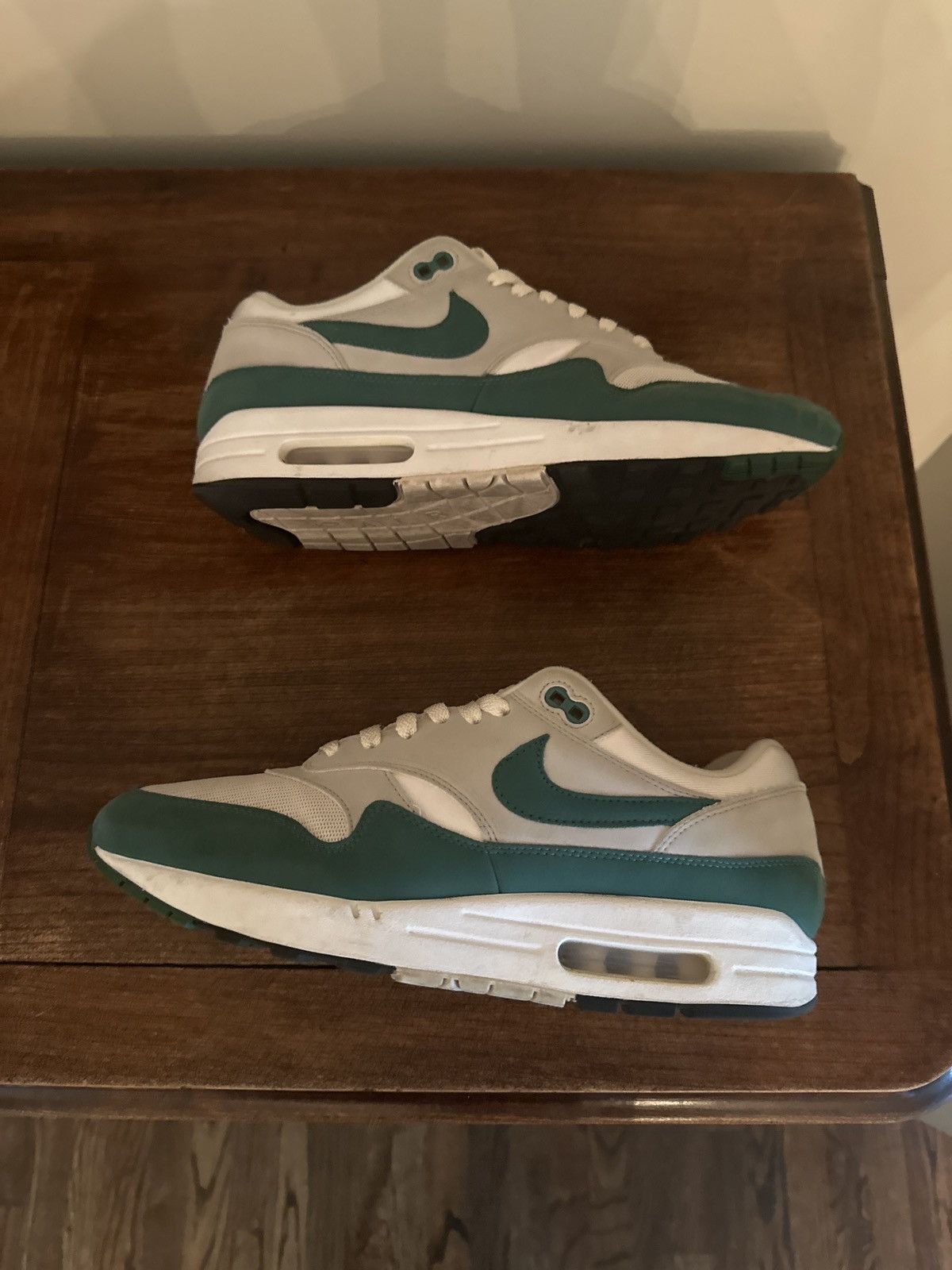 Nike Nike Air Max 1 Evergreen Size US 11.5 / EU 44-45 - 1 Thumbnail