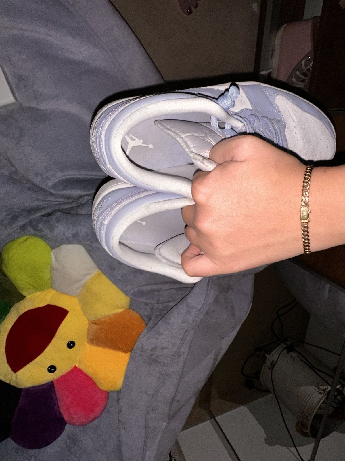 Nike (WMNS) Air Jordan 1 Low 'Aluminum' Size US 9 / IT 39 - 3 Thumbnail