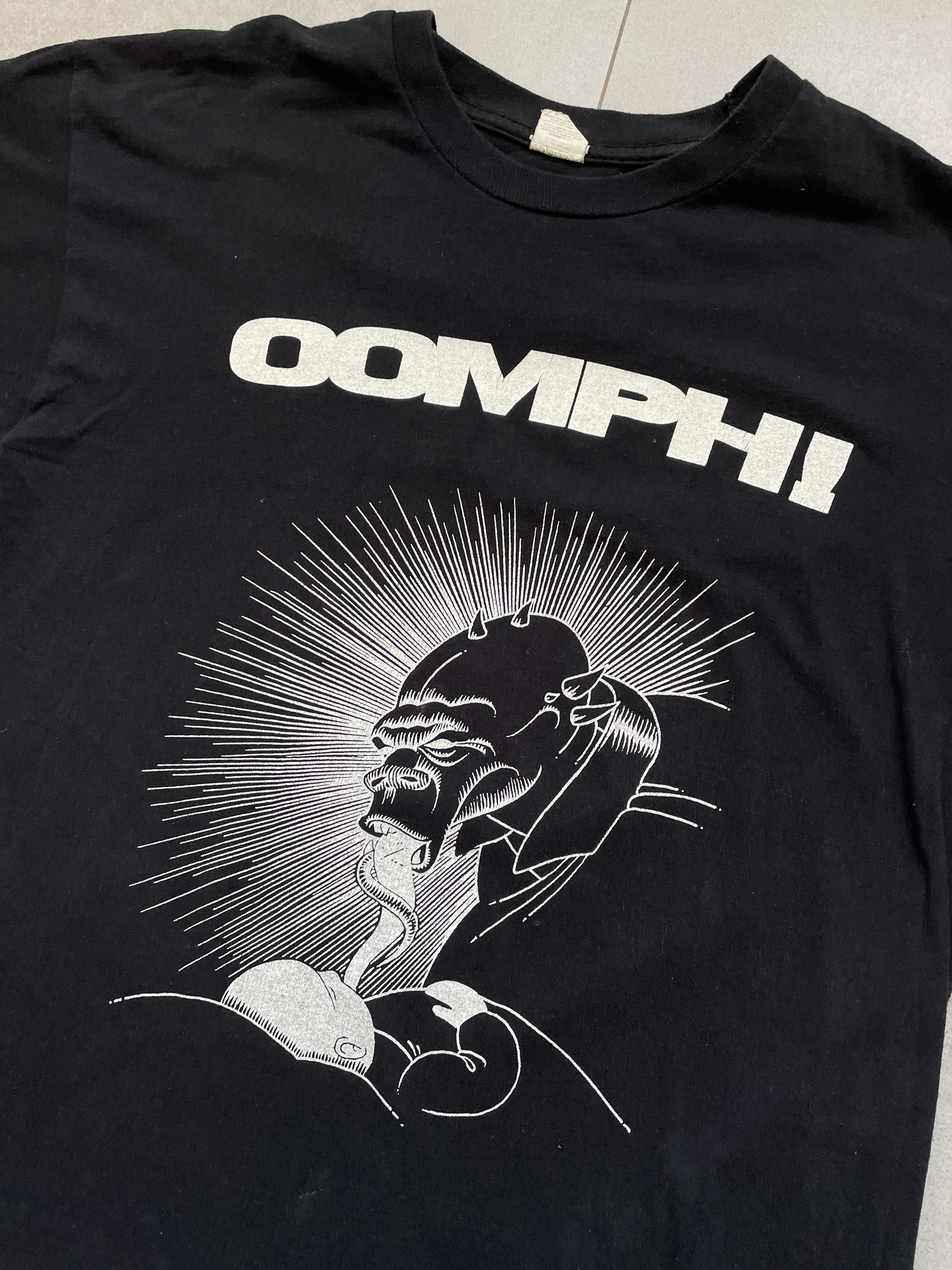 Band Tees VINTAGE 80S SCREEN STARS OOMPH! SOUL THIEF SINGLE STITCH TEE Size US XL / EU 56 / 4 - 7 Thumbnail