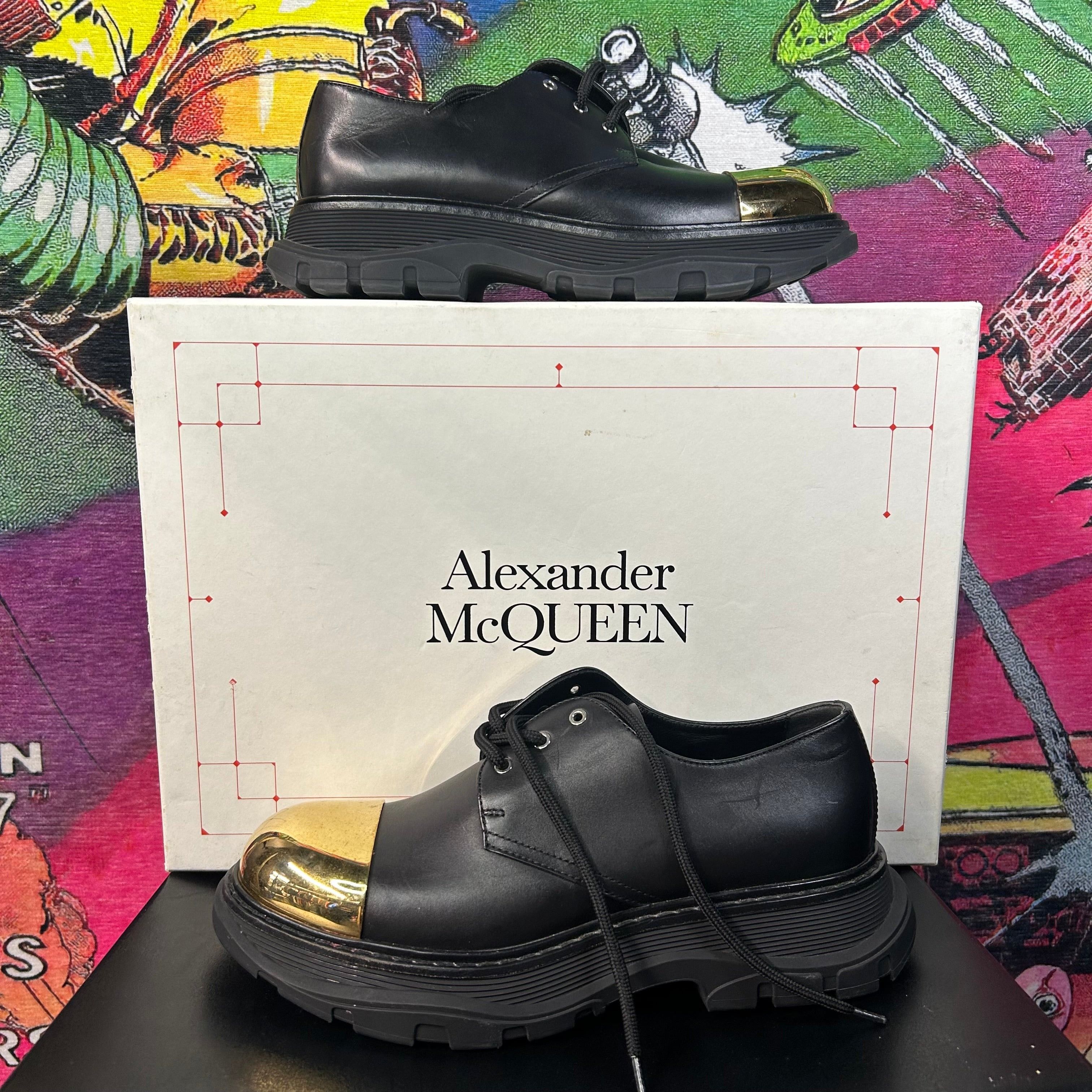 Alexander McQueen Alexander McQueen Calfskin Gold Toe Derby Black Size 41 / 8 Size US 8 / EU 41 - 1 Thumbnail