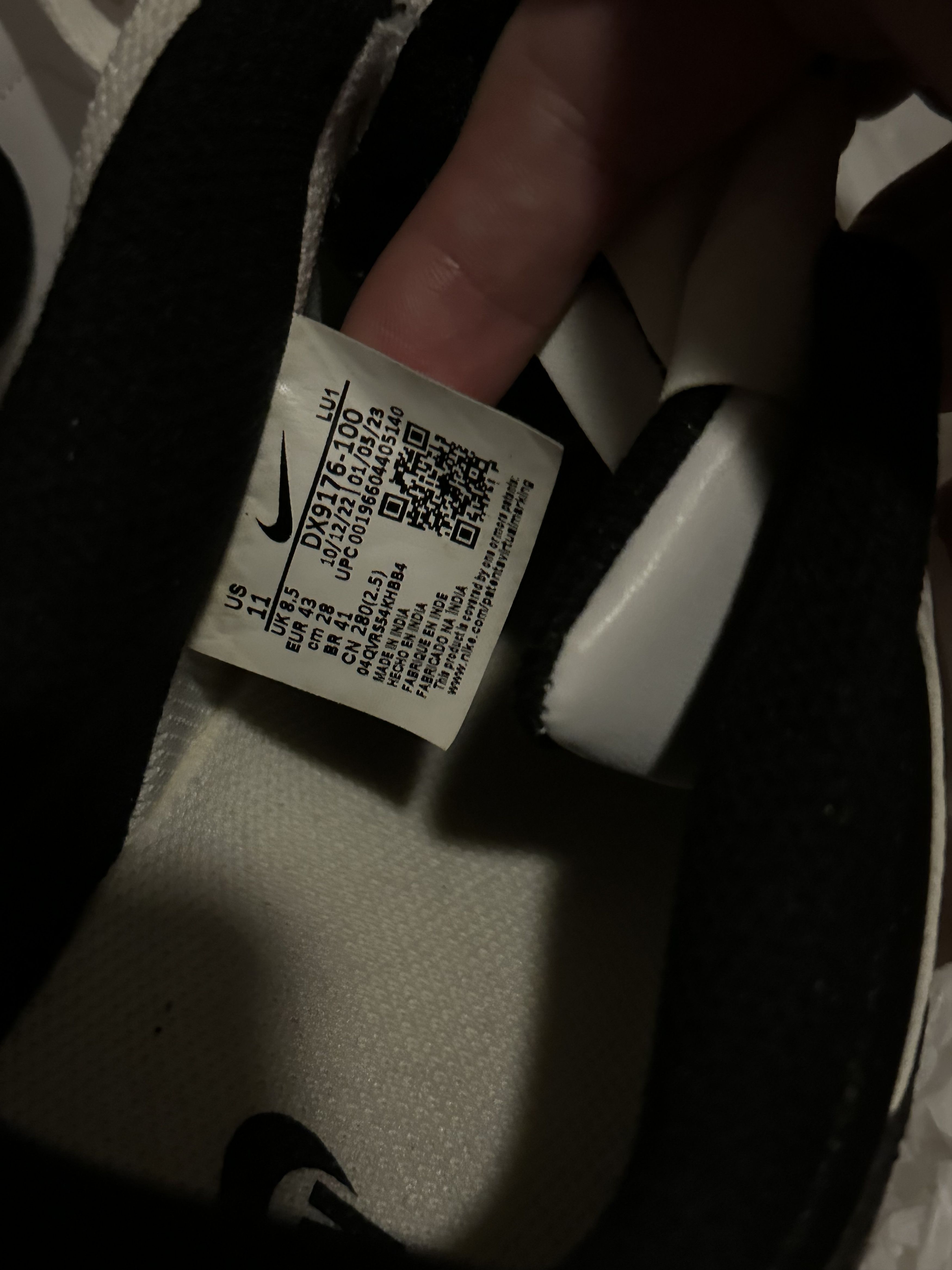 Nike Nike Gamma Force White/Black Women's Size 11 - DX9176-100 Size US 9.5 / IT 39.5 - 8 Thumbnail