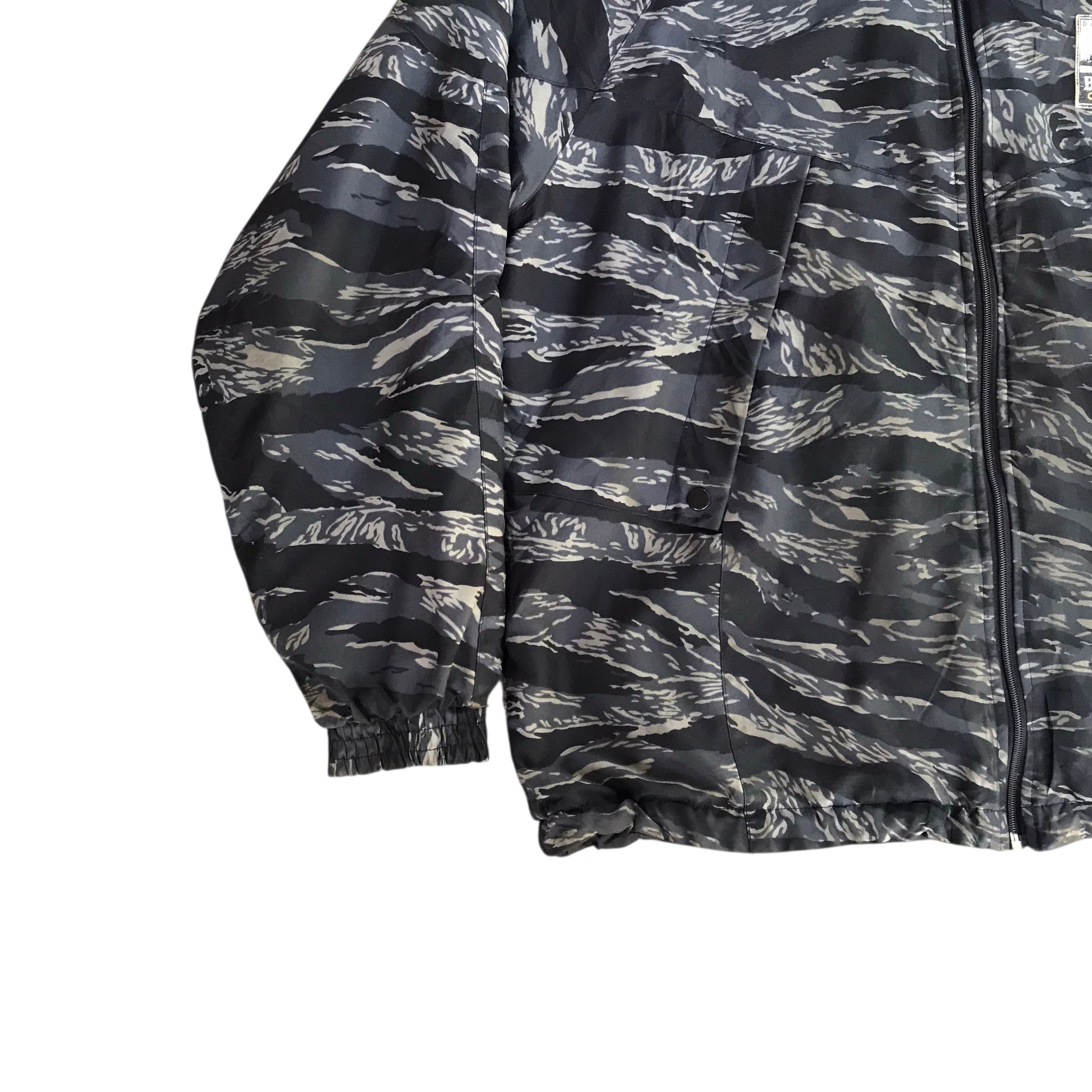 Japanese Brand Boss Coffee Tiger Striped / Large Size Size US L / EU 52-54 / 3 - 4 Thumbnail