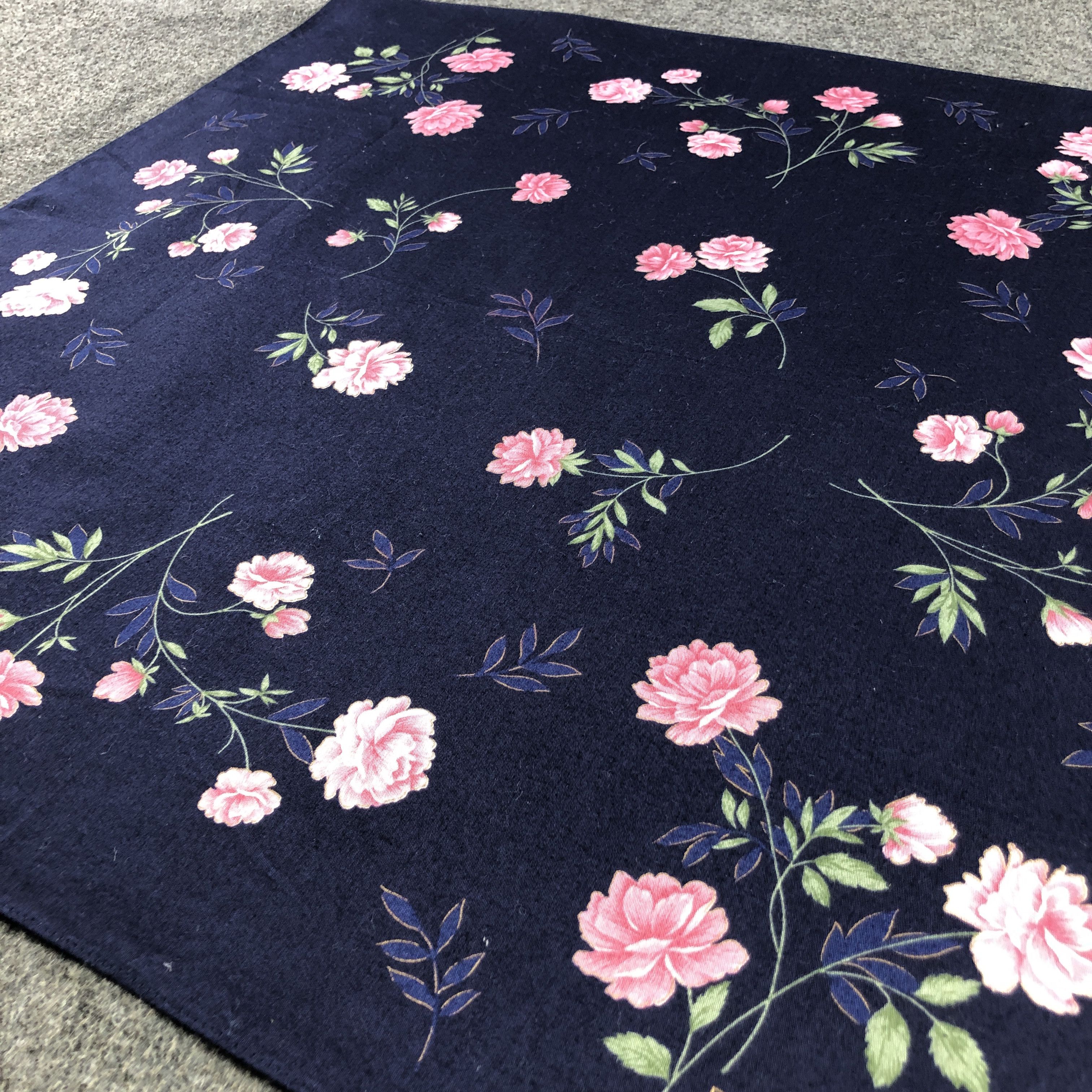 Pierre Balmain Pierre Balmain Handkerchief Neckerchief Bandana H2482 Size ONE SIZE - 3 Thumbnail