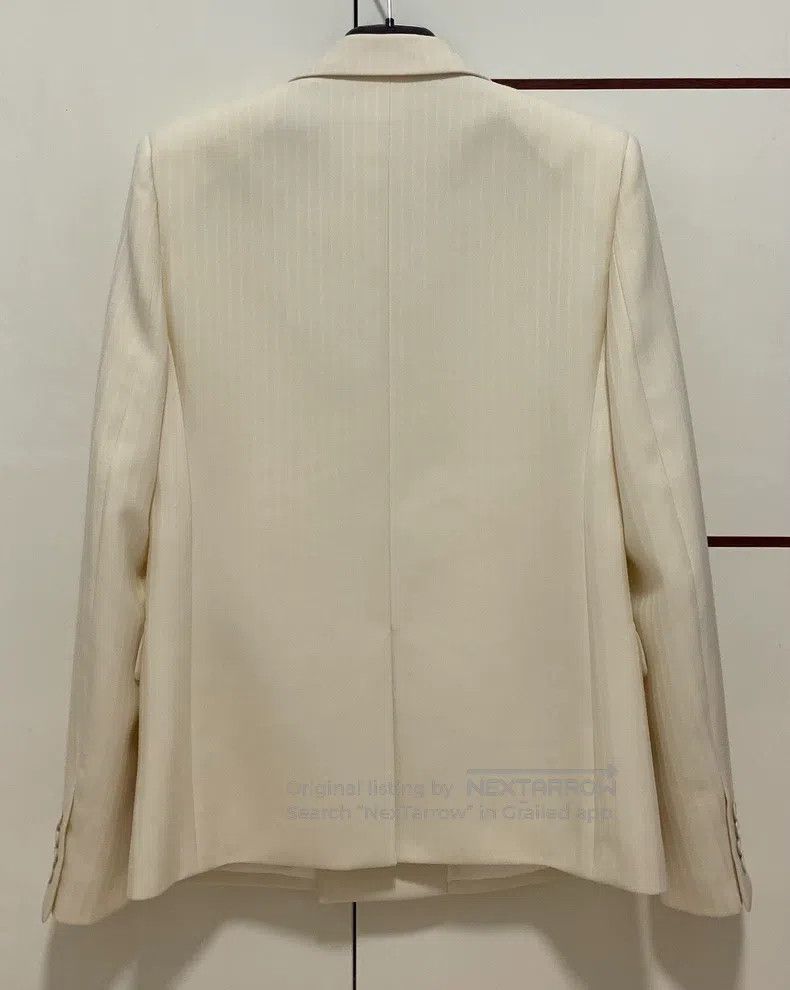 Saint Laurent Paris Saint Laurent Paris White striped double-breasted peak lap Size US M / EU 48-50 / 2 - 2 Thumbnail