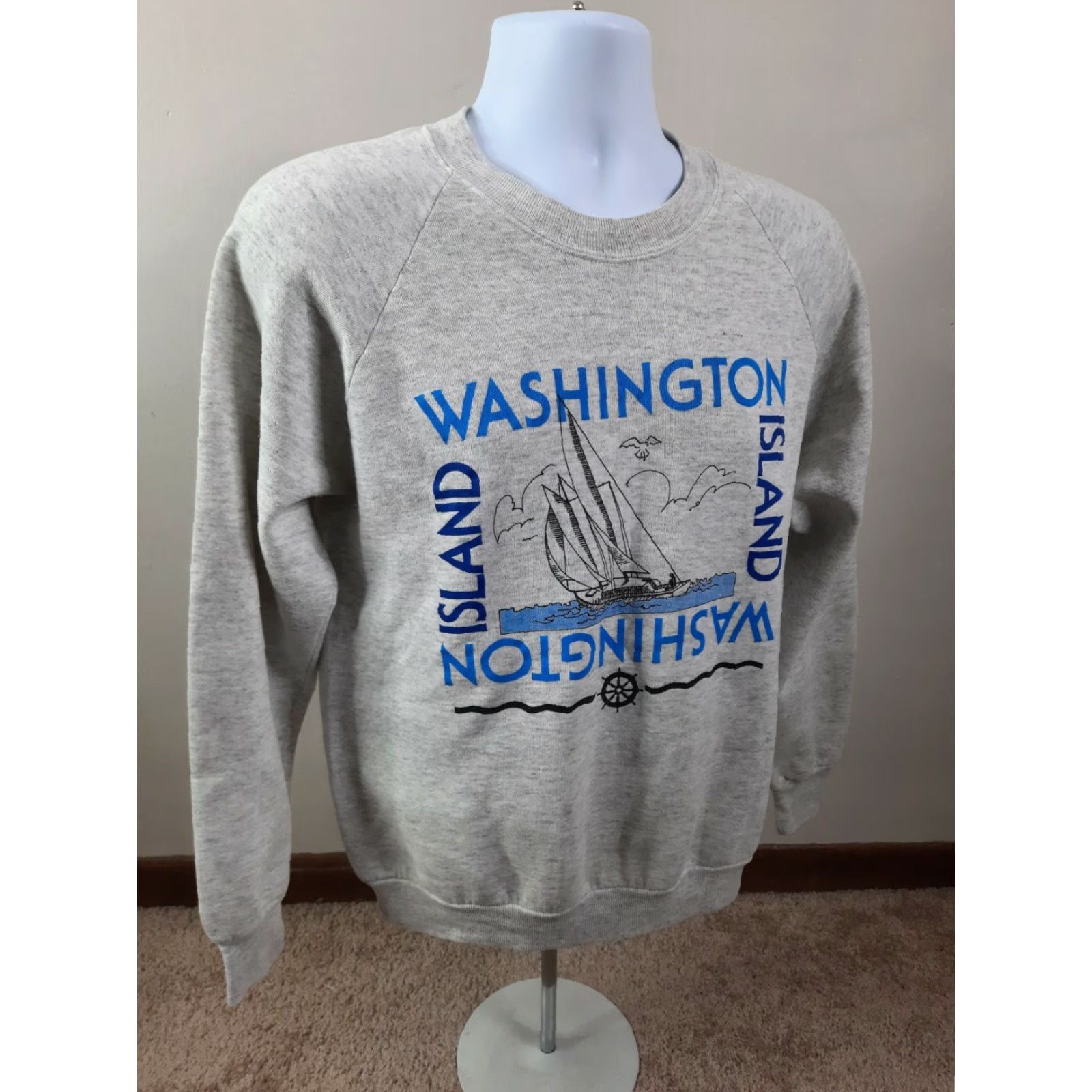 Jerzees VINTAGE Jerzees Raglan Sweatshirt Gray Washington Island 90s Large Unisex Adults Long Sleeve Crew Neck Sweatshirt Mens Womens Size US L / EU 52-54 / 3 - 4 Thumbnail