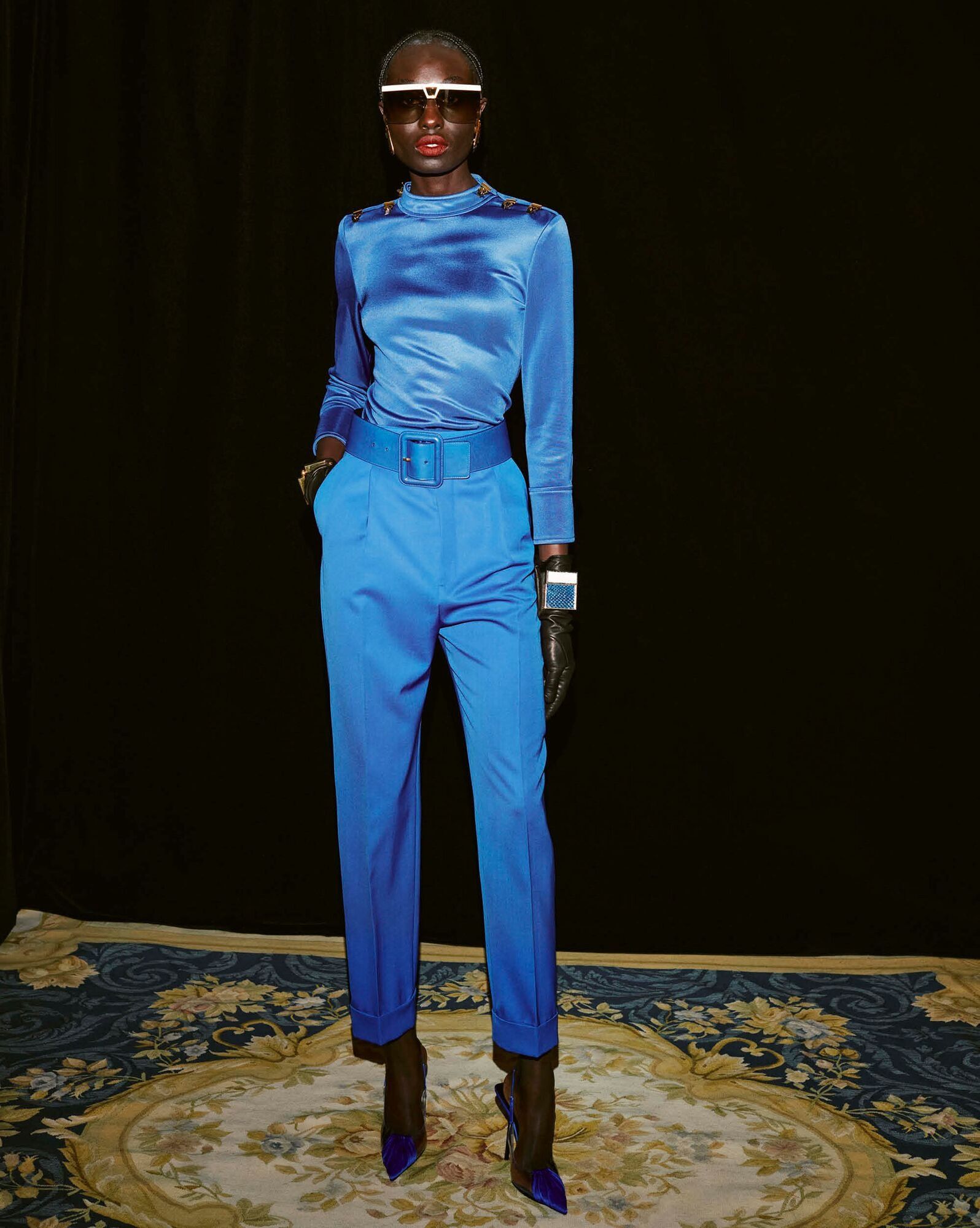 Saint Laurent Paris o1s1wg111224 Top in Shiny Viscose Sweater in Blue Size XL / US 12-14 / IT 48-50 - 2 Thumbnail