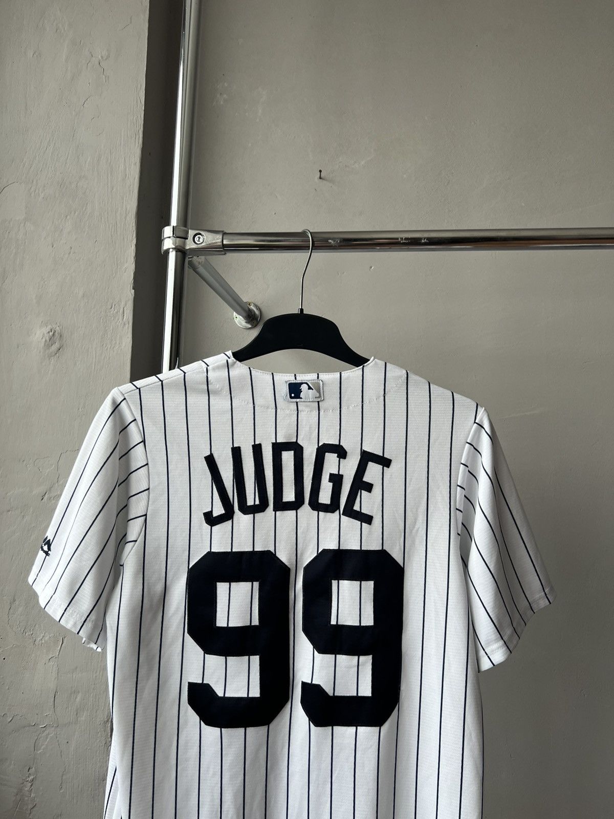 Majestic NY NEW YORK YANKEES #99 AARON JUDGE MLB BASEBALL JERSEYSHIRT Size US S / EU 44-46 / 1 - 11 Thumbnail
