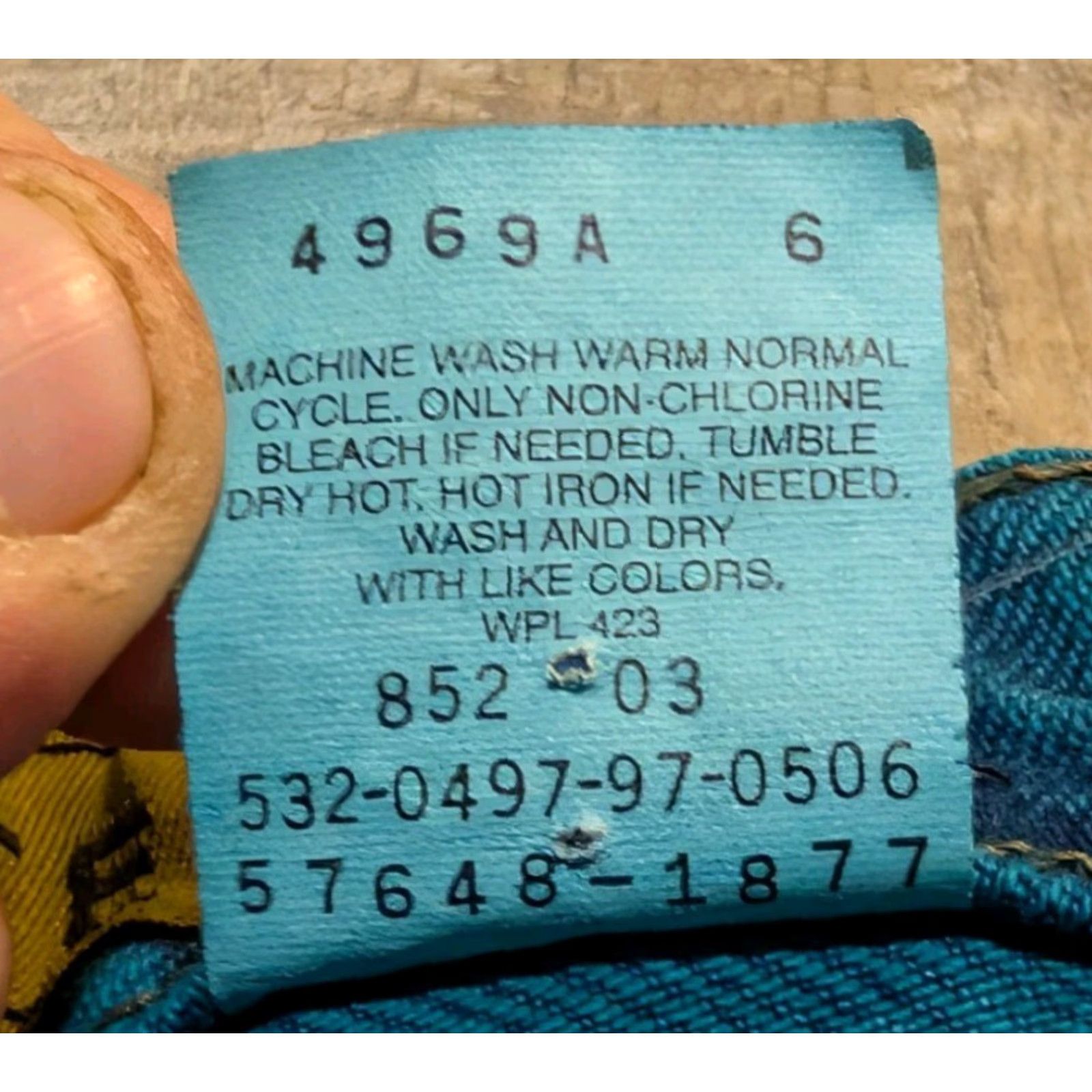 Vintage VINTAGE Levi's SilverTab Hipster Jeans 9 Jr. M (30x32) Dyed Blue Denim 100% Cotton Regular Straight Womens 5-Pocket USA Made 90s Hipster Size 30" / US 8 / IT 44 - 4 Thumbnail