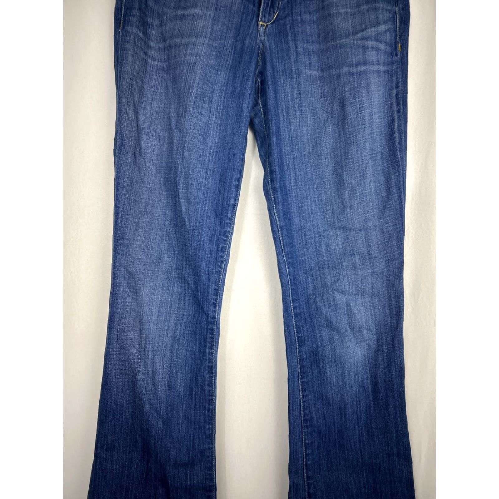 Vintage Joe's Jeans Rocker Flare Jeans Women's Medium Wash Blue 30x32 5-Pocket Distressed No Zip Closure Cotton Denim Vintage: No Size 26 Regular Size 26" / US 2 / IT 38 - 3 Thumbnail