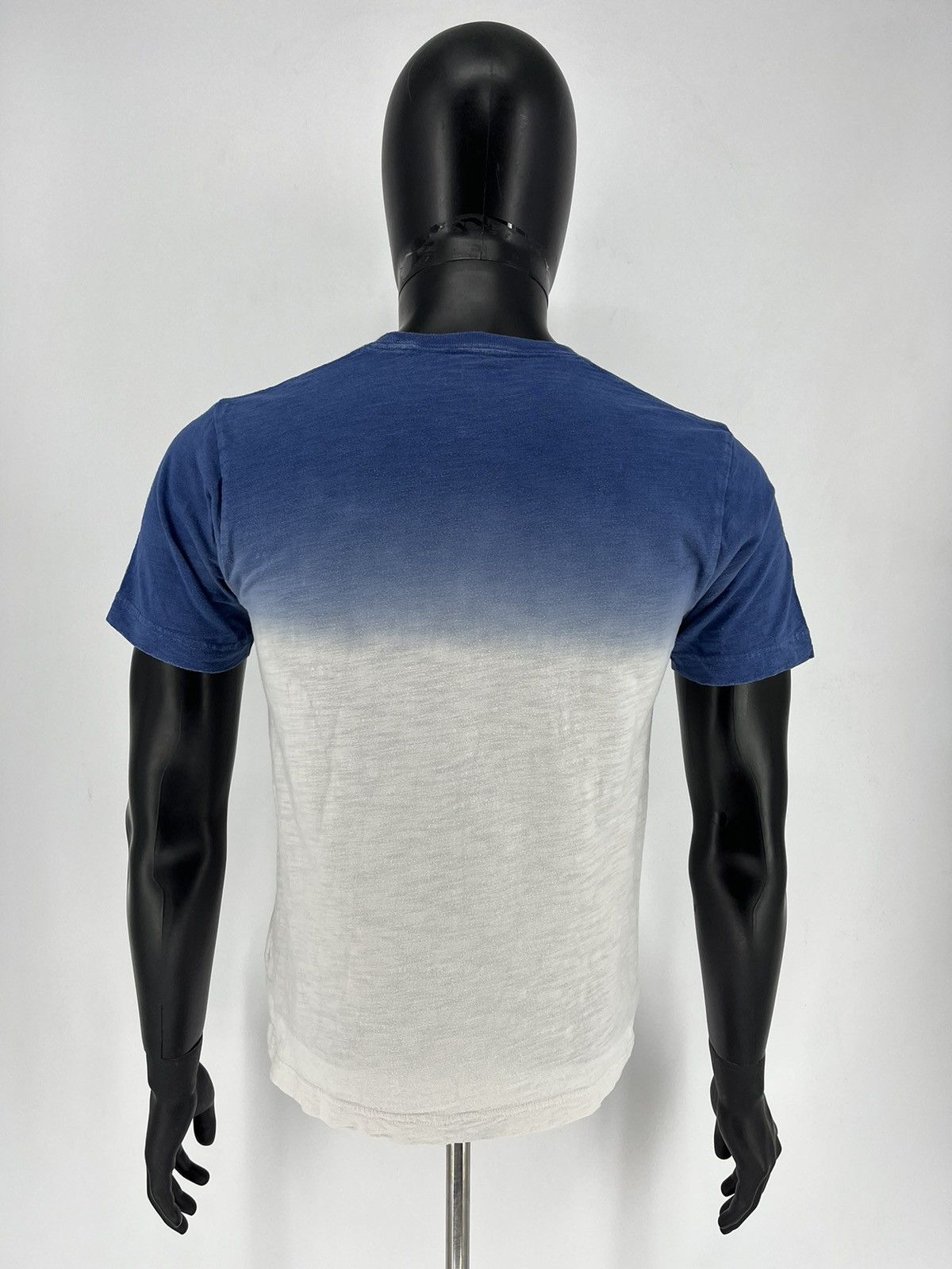 Other Mens Uniqlo Hokusai Blue T Shirt art tee Japanese Brand y2k Size US S / EU 44-46 / 1 - 9 Thumbnail
