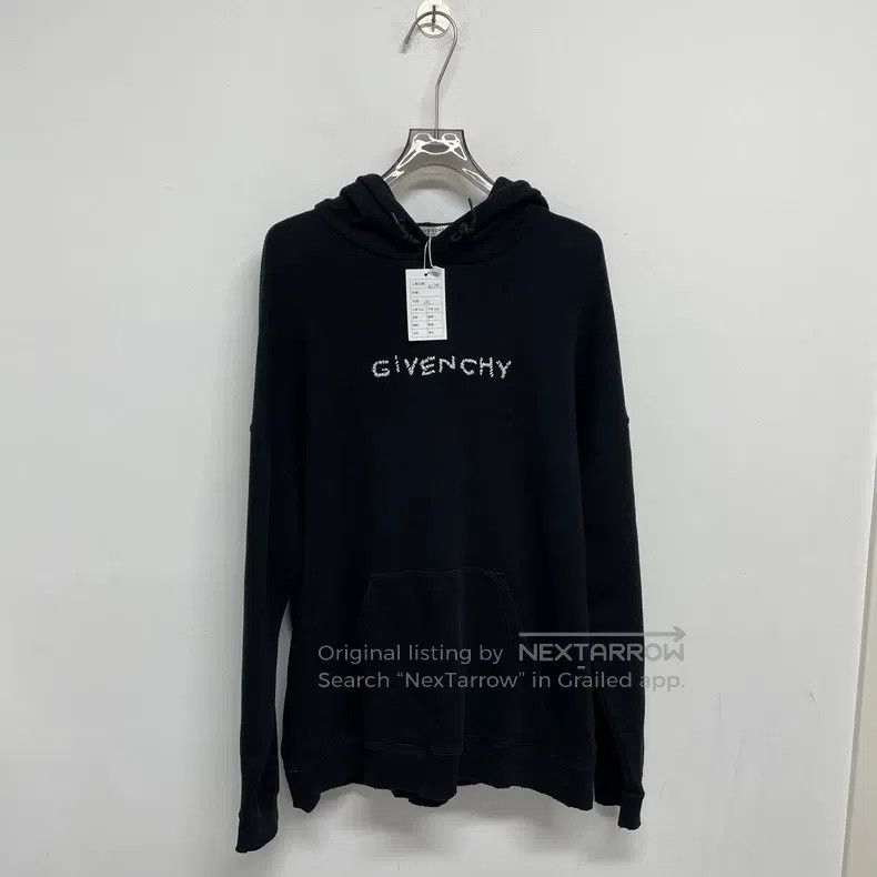 Givenchy Givenchy Long-Sleeve Hooded Sweatshirt in Black Size US XXL / EU 58 / 5 - 1 Thumbnail