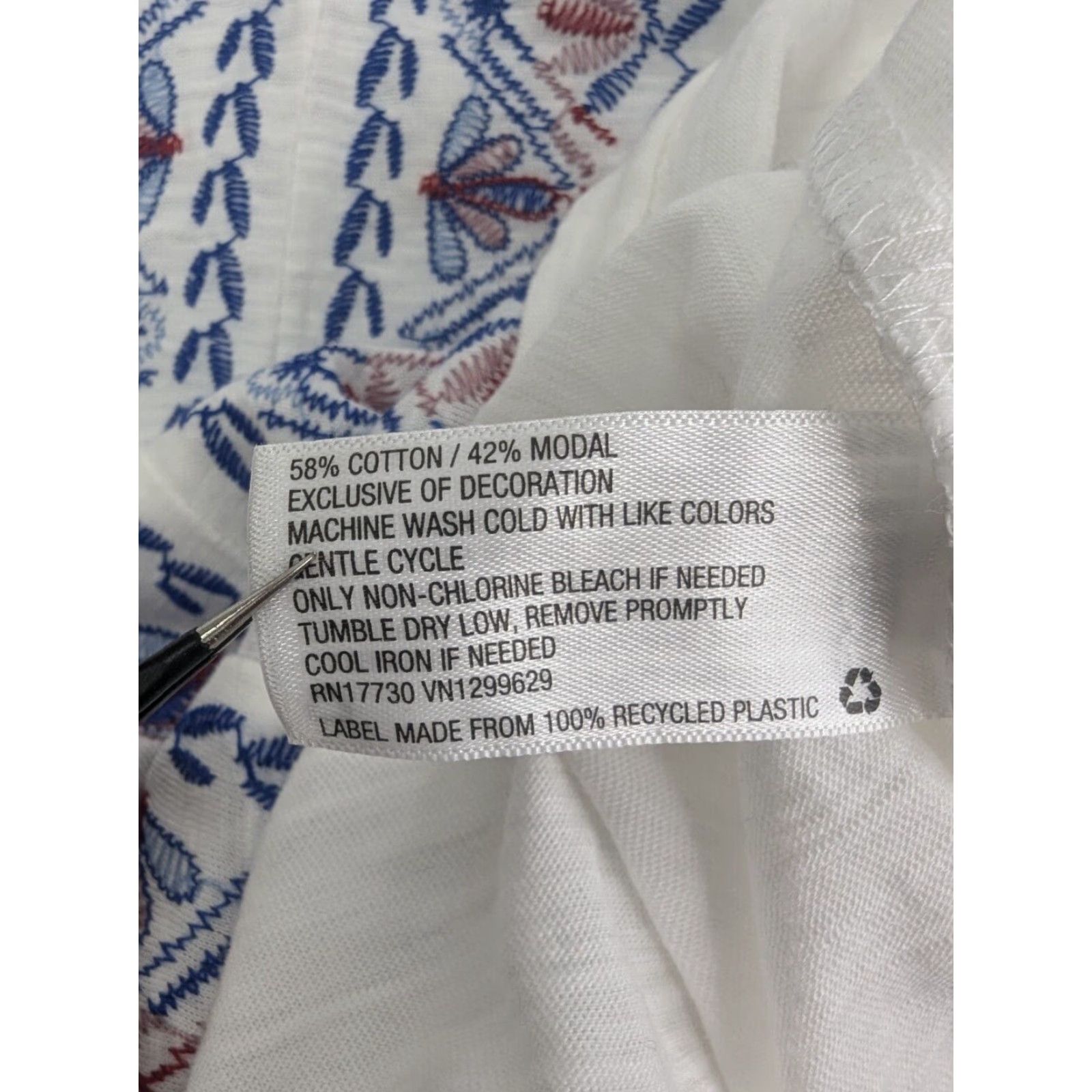 Vintage VINTAGE? No — Use Knox Rose Women’s Large White Embroidered Short Sleeve V Neck Boho Peasant Top Size L / US 10 / IT 46 - 7 Thumbnail