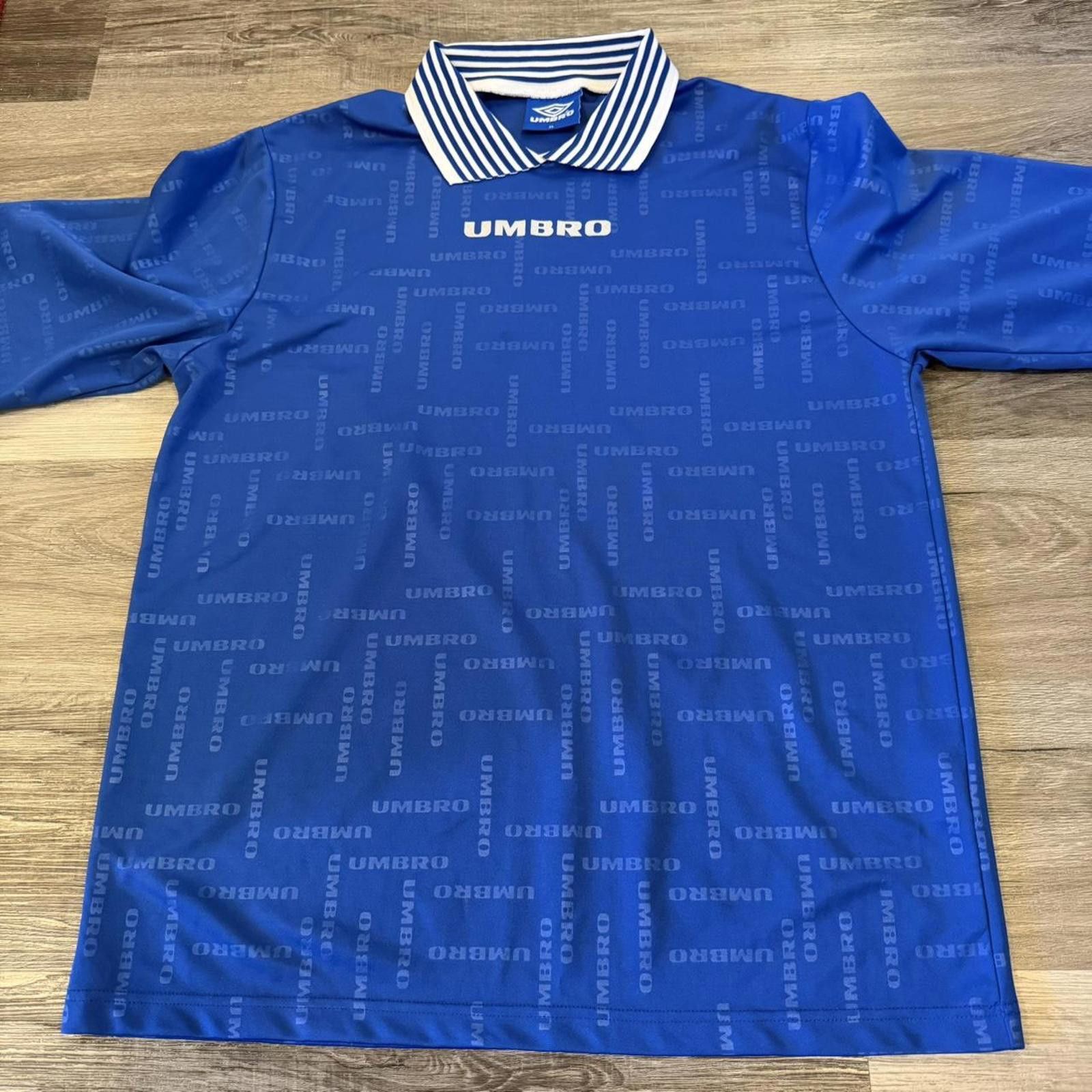 Umbro Vintage Umbro long sleeve soccer goalie jersey 90s XL Size US XL / EU 56 / 4 - 4 Thumbnail
