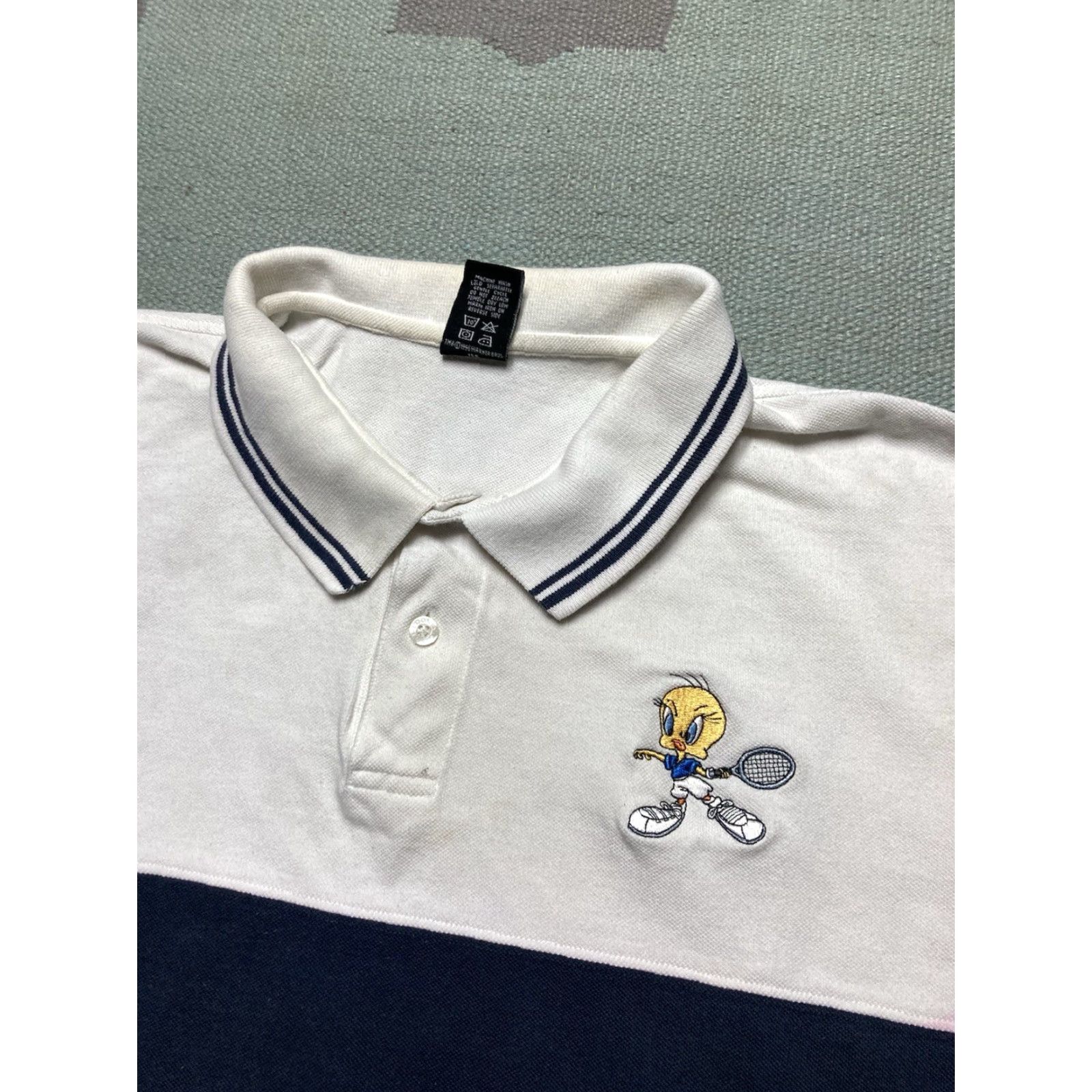 Vintage VINTAGE Tweety Bird Looney Tunes Polo Shirt XL White Short Sleeve Men Embroidered 90s 2000s Size US XL / EU 56 / 4 - 5 Thumbnail