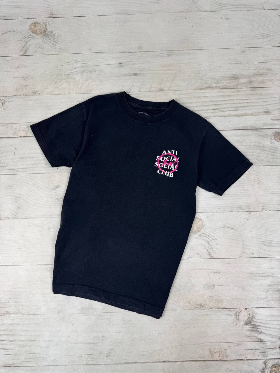 Anti Social Social Club Anti Social Social Club x Fragment Pink Bolt T Shirt Tee Size US S / EU 44-46 / 1 - 2 Thumbnail