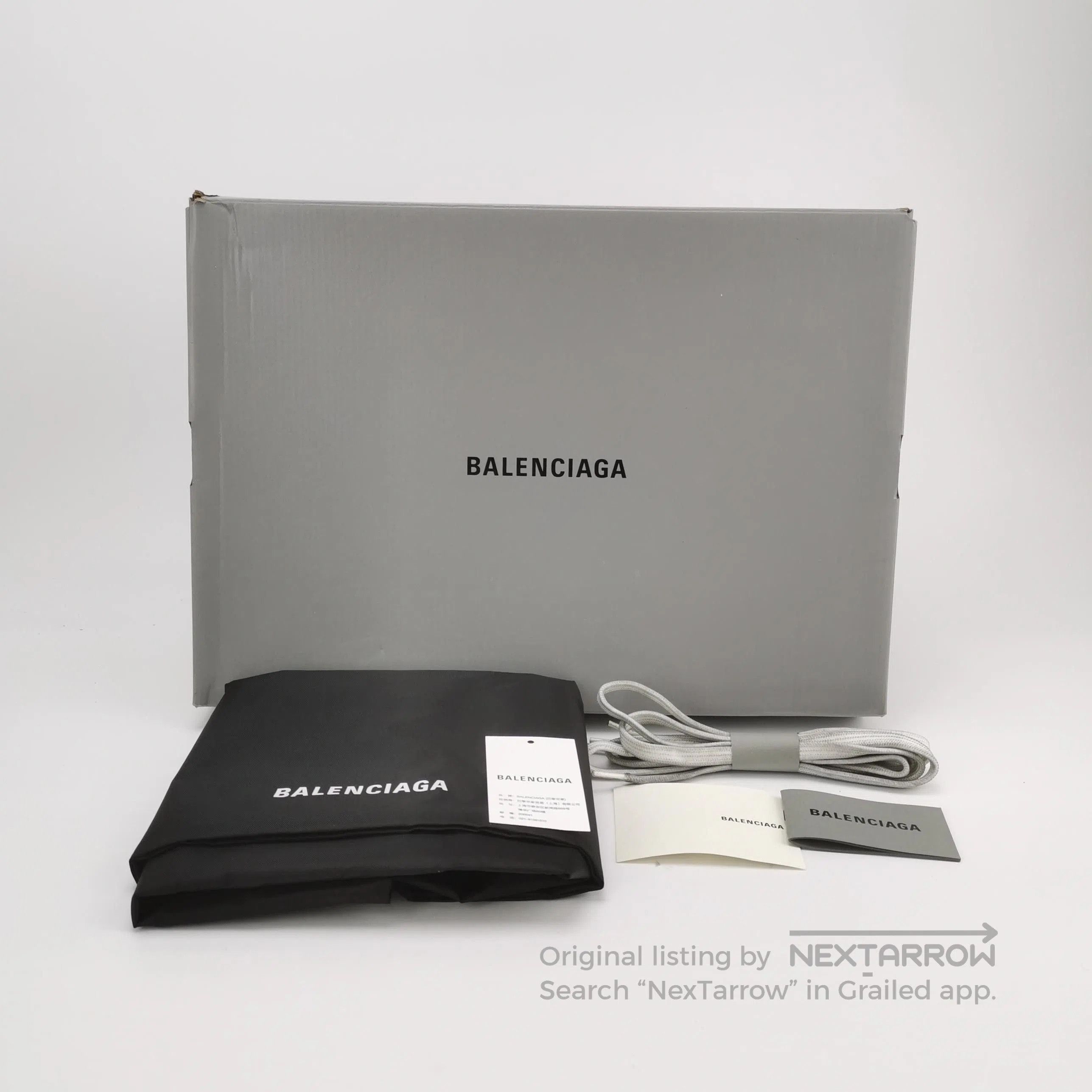 Balenciaga Balenciaga Paris Canvas Logo Casual Shoes Size 41. Size US 8 / EU 41 - 9 Thumbnail
