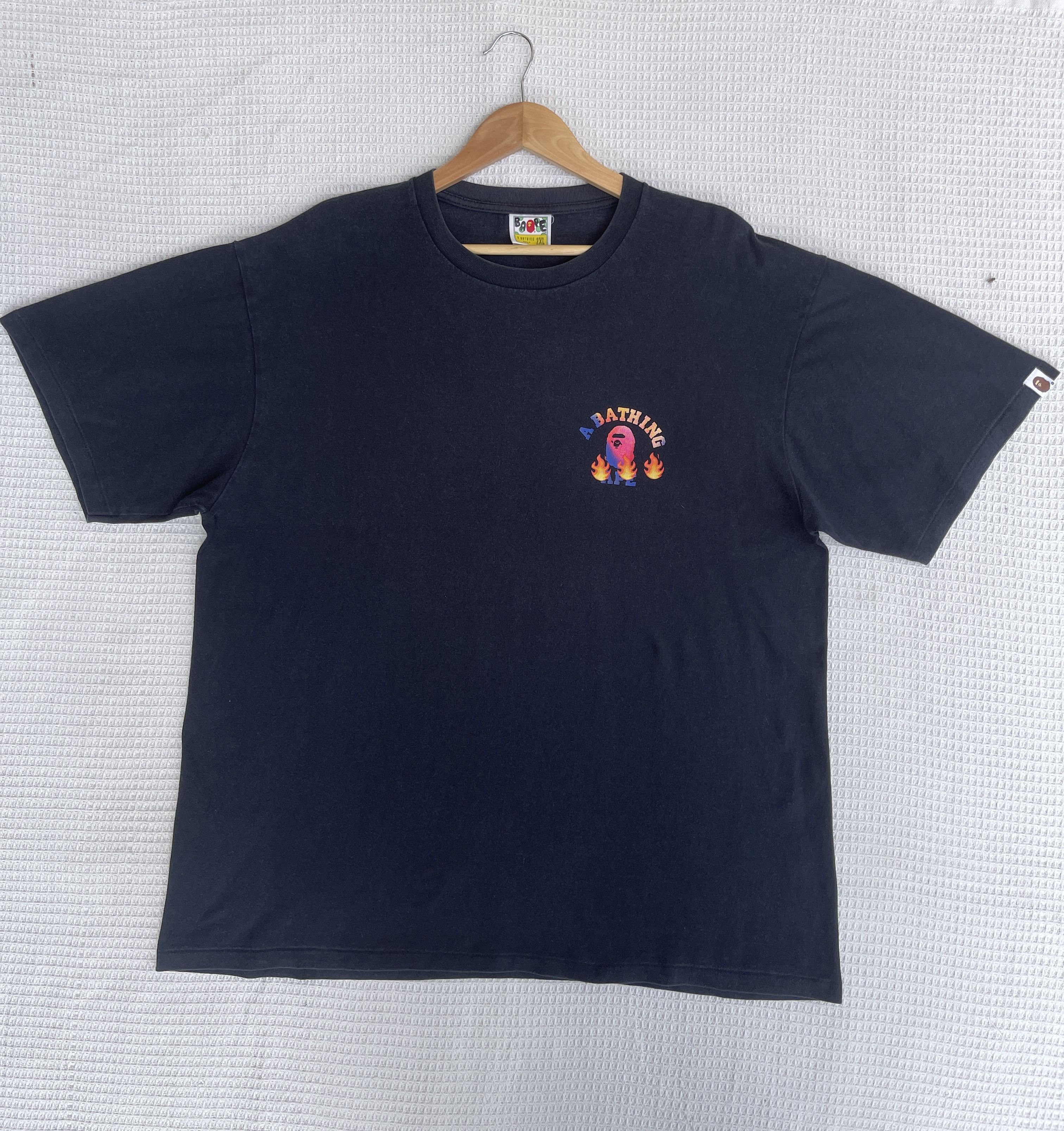 Bape Last Drop🔥Rare🔥Vintage Bape Fire College Emoji T-Shirt Size US XXL / EU 58 / 5 - 14 Thumbnail