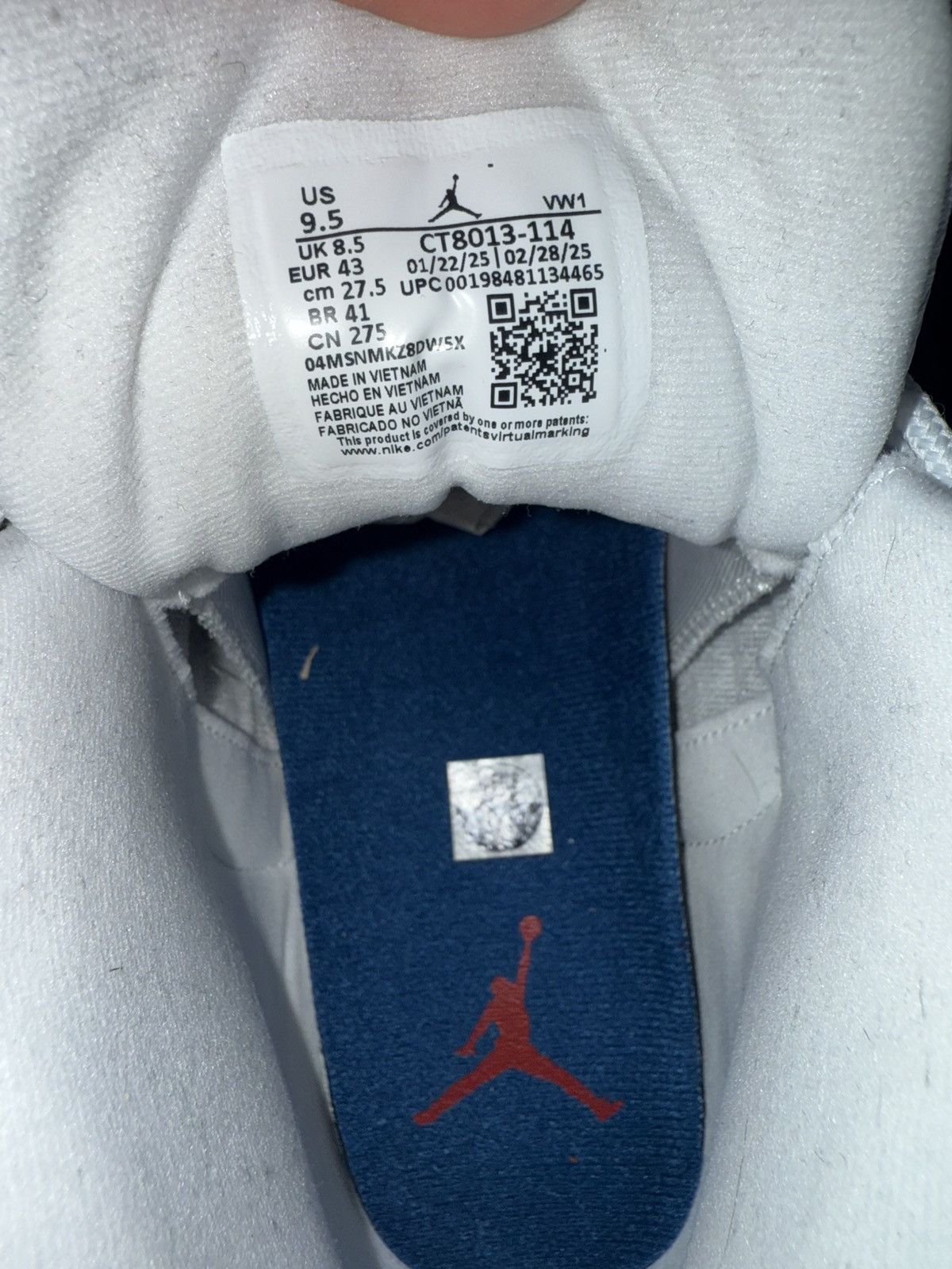 Jordan Brand Jordan 12 Retro French Blue Size US 9.5 / EU 42-43 - 6 Thumbnail