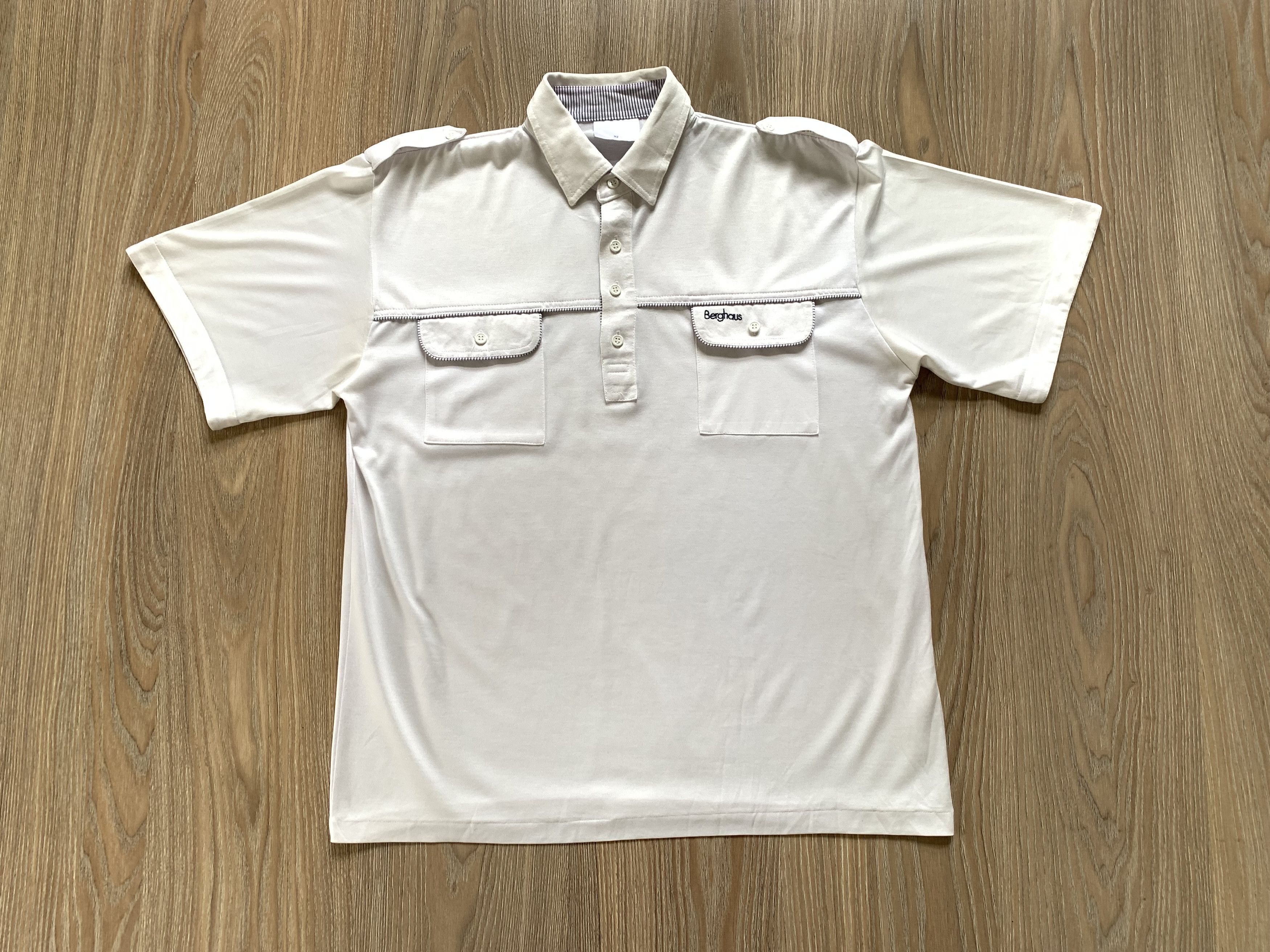 Berghaus × Vintage Berghaus Vintage White Cotton Pocket Polo T-Shirt Size US L / EU 52-54 / 3 - 2 Thumbnail