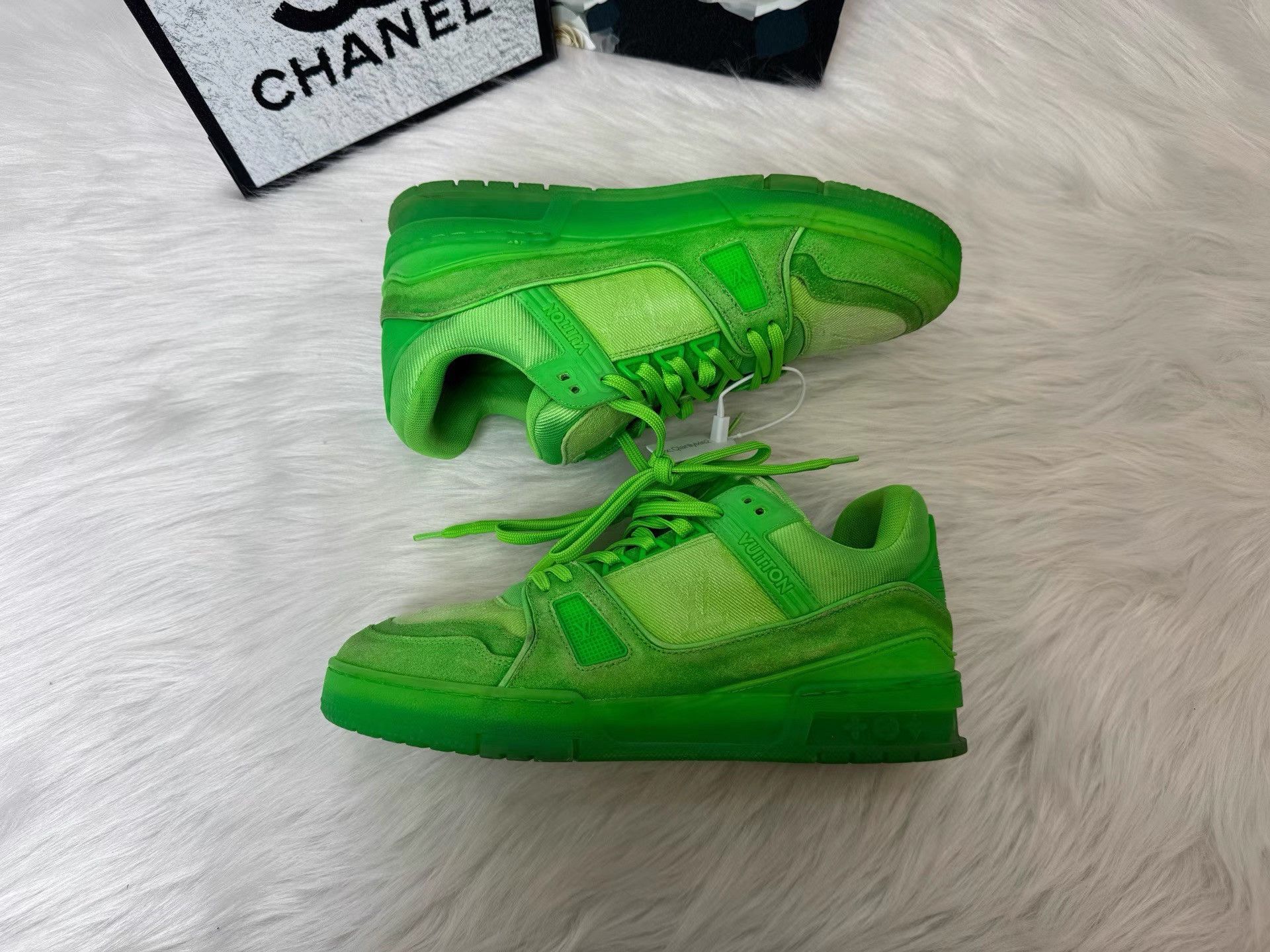 Louis Vuitton Louis Vuitton Lime Green Monogram Denim Low Top K36 Size US 6 / EU 39 - 7 Thumbnail