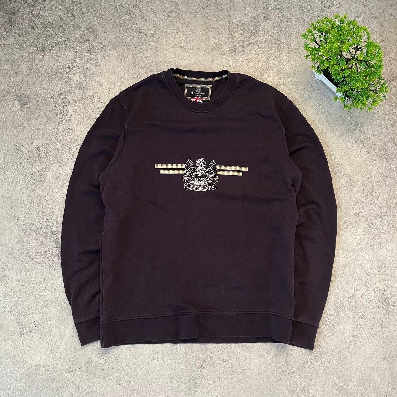 Aquascutum × Vintage Vintage Aquascutum Boxy Logo Faded Sweatshirt Size US L / EU 52-54 / 3 - 1 Thumbnail