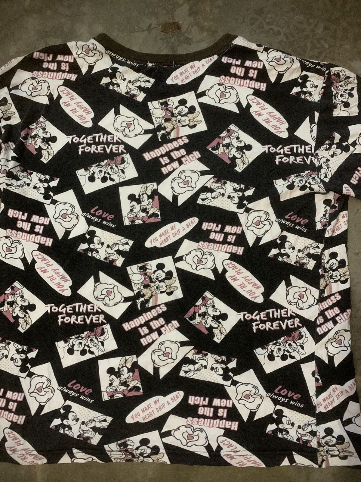 Disney Mickey And Minnie Mouse Full Print Monogram Tee Size US XXL / EU 58 / 5 - 7 Thumbnail