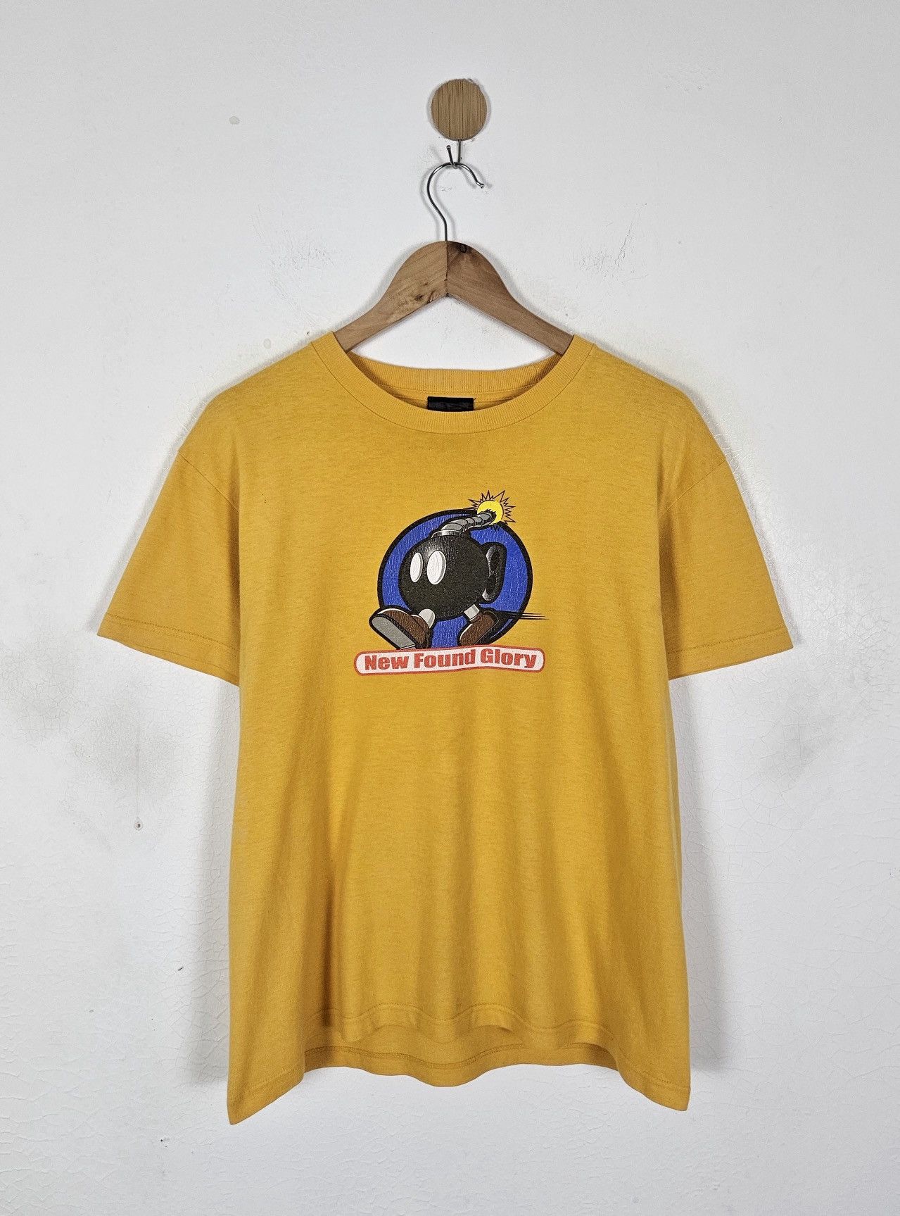 Band Tees New Found Glory bomberman band tee shirt Size US M / EU 48-50 / 2 - 1 Thumbnail