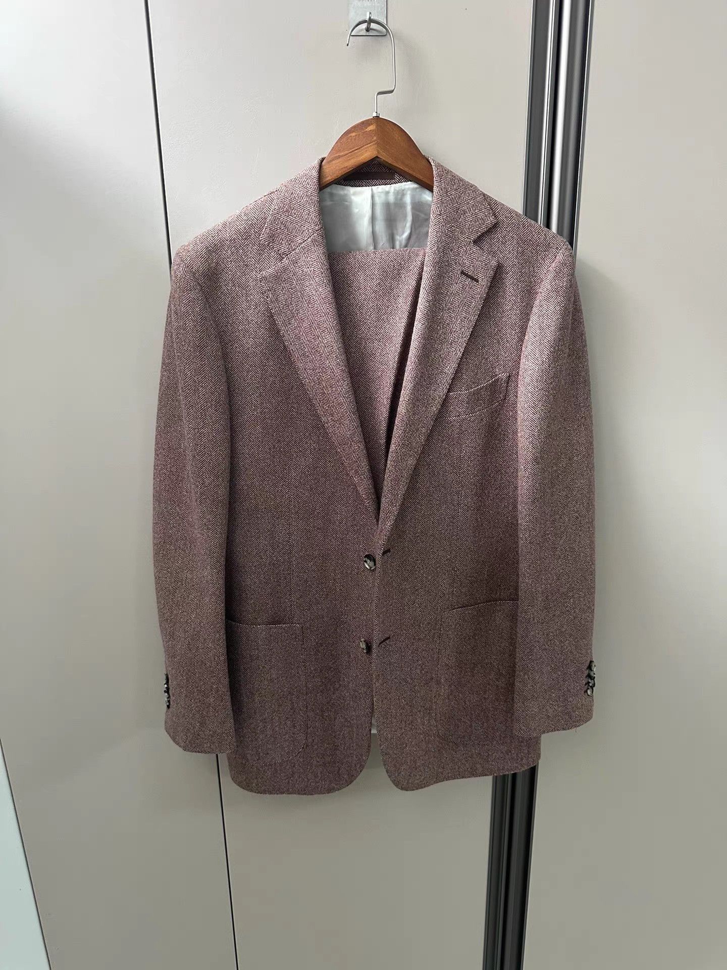 Suitsupply Pink Herringbone Blazer Size L Size US L / EU 52-54 / 3 - 1 Thumbnail