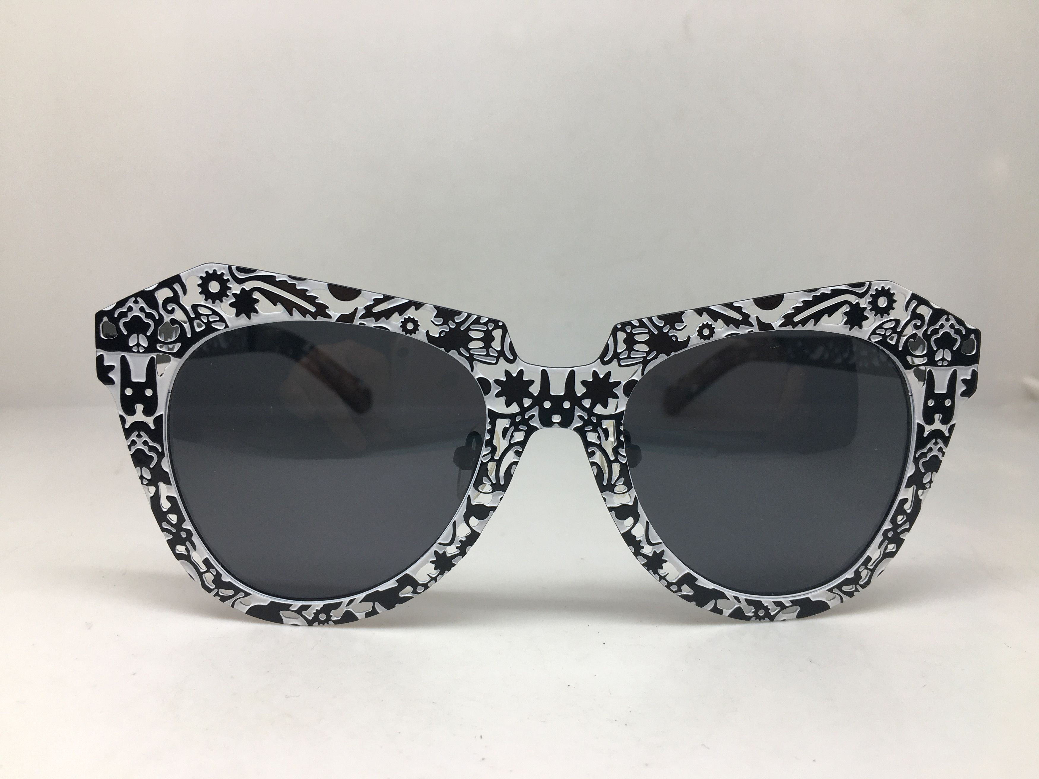 Karen Walker Karen Walker Op Art Black White Cat Eye Sunglasses Frame Size ONE SIZE - 1 Thumbnail