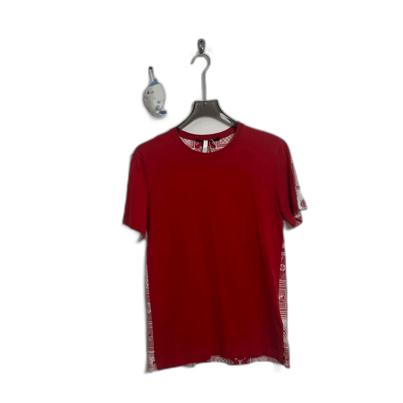 Louis Vuitton Louis Vuitton Red Poker Print Short Sleeve Shirt Size US S / EU 44-46 / 1 - 1 Thumbnail