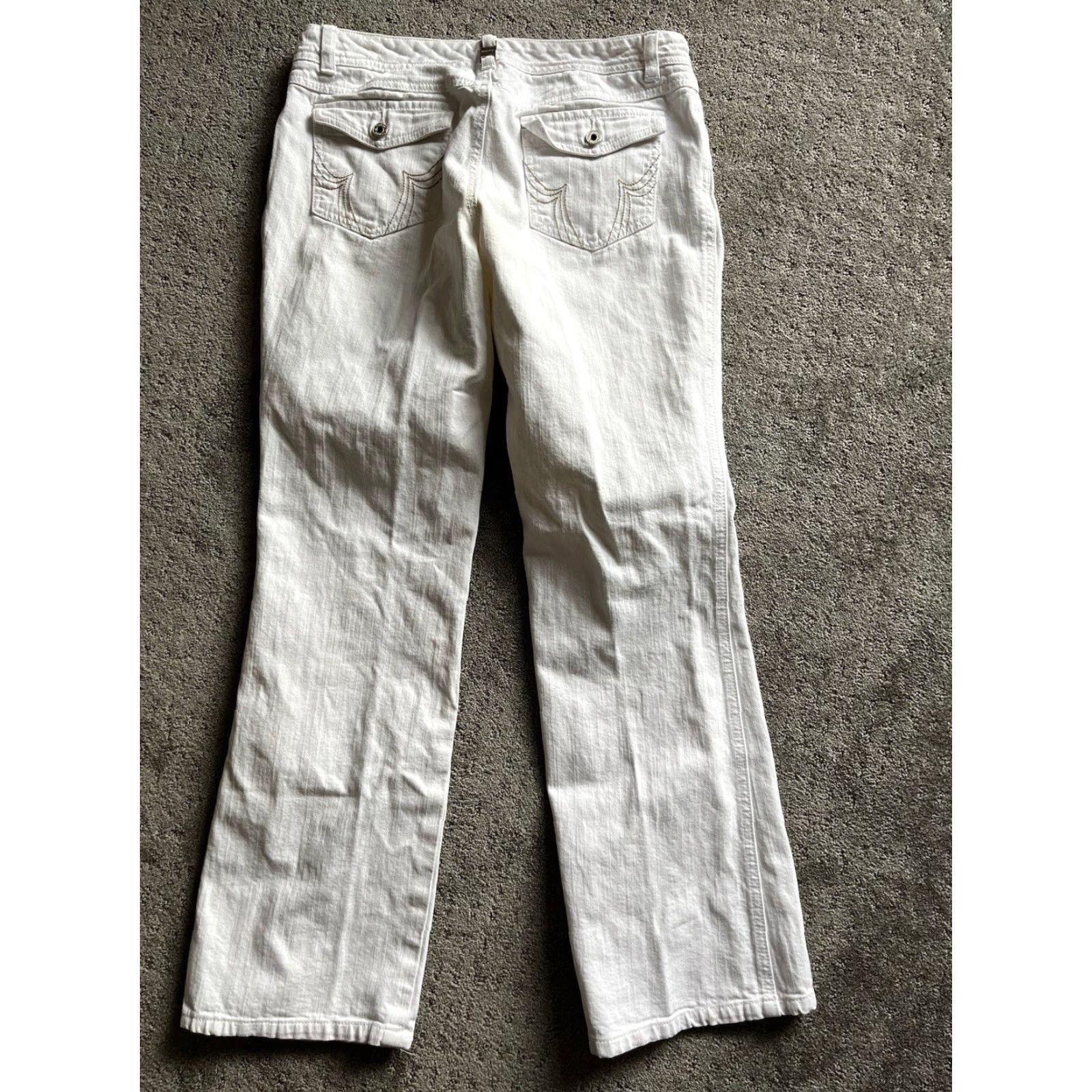 Tommy Hilfiger Tommy Jeans Women's 7 White Flare Leg Denim Size 7R Mid Rise 28X31 Jeans Size 28" / US 6 / IT 42 - 3 Thumbnail