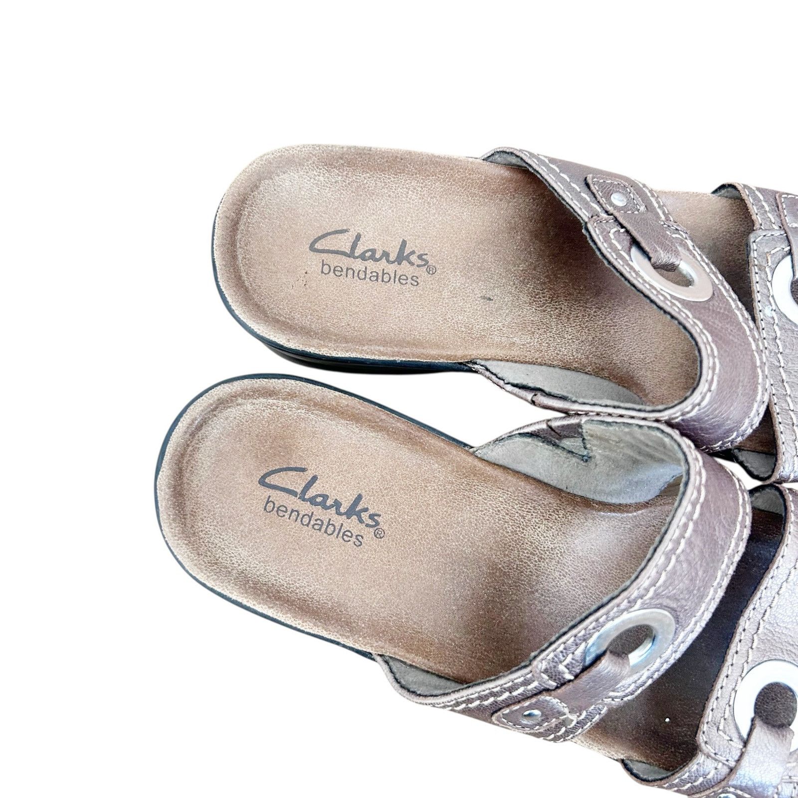 Clarks Clarks Bendables Silver Metallic Slide Sandals Sz 6.5 Size US 6.5 / IT 36.5 - 2 Thumbnail