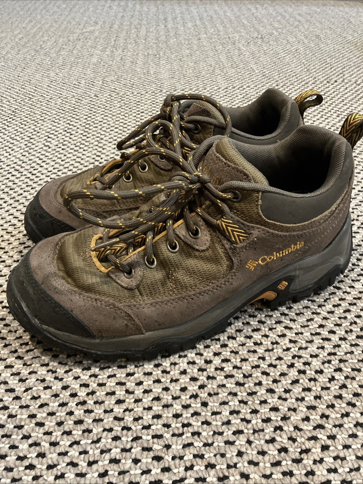 Columbia Columbia Men’s Hiking Boots Size 8 Size US 8 / EU 41 - 1 Thumbnail