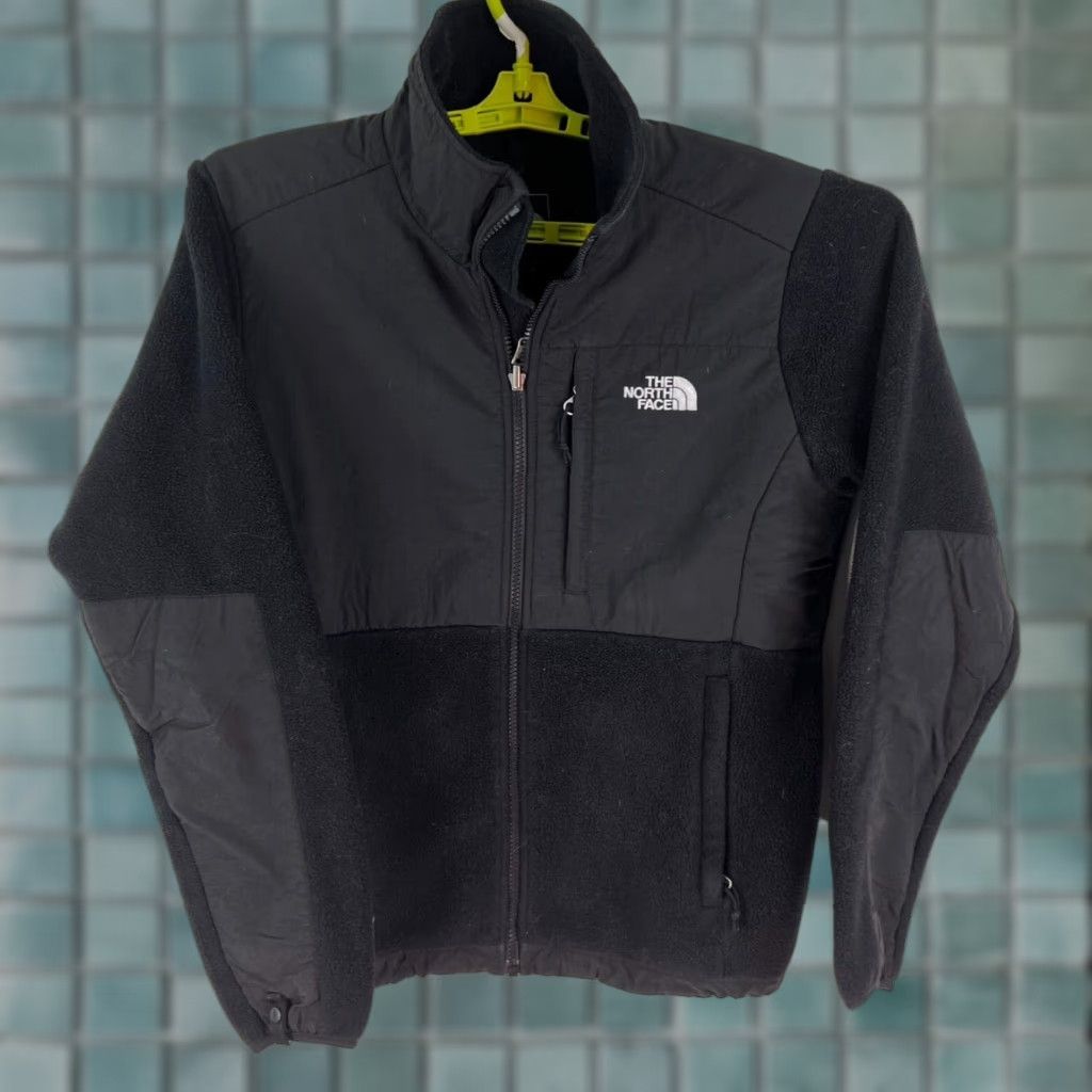 The North Face North Face Jacket Womens Size M Black Fleece Zip Pockets Size M / US 6-8 / IT 42-44 - 1 Thumbnail