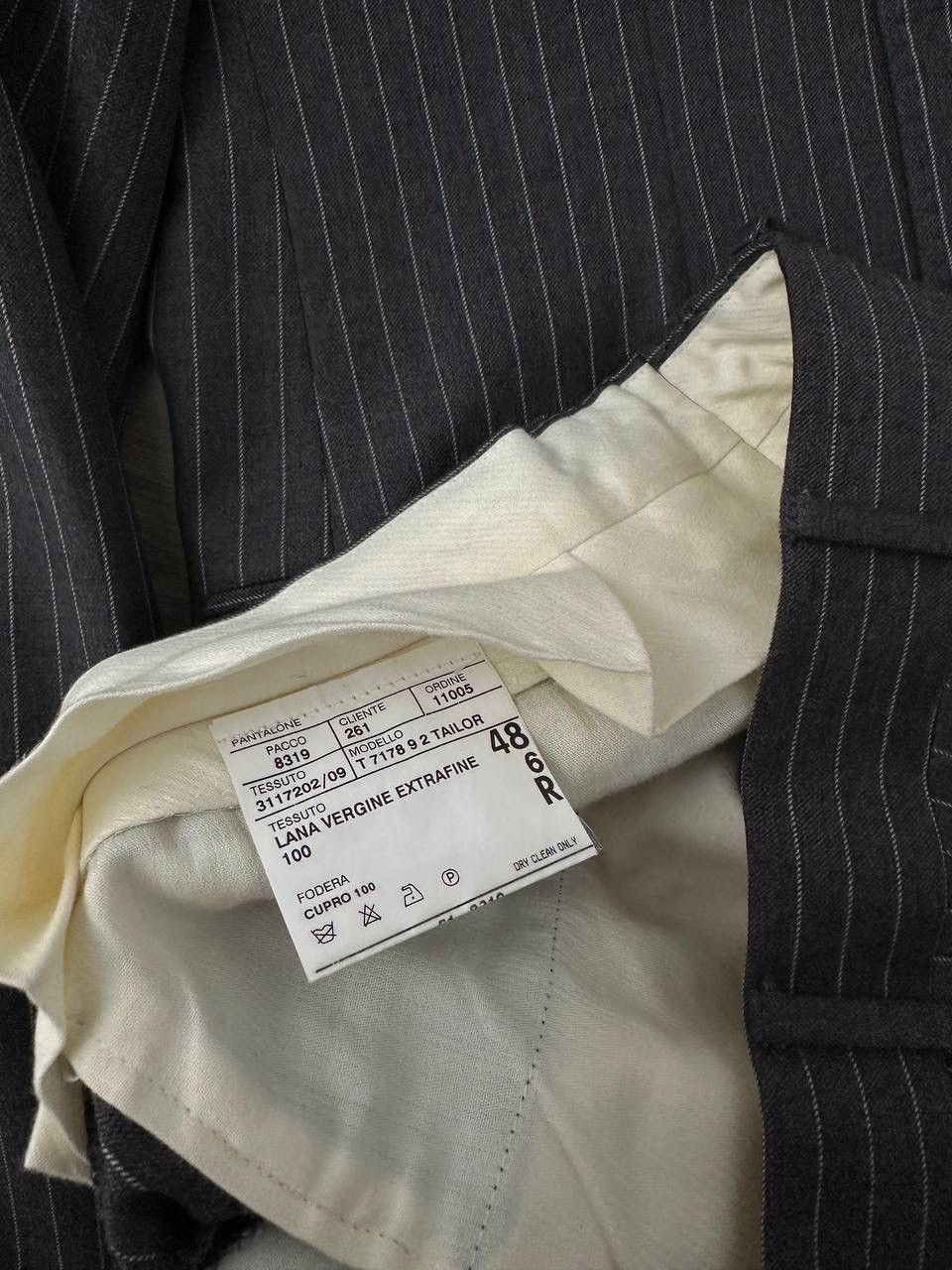 Corneliani × Vintage Vintage Corneliani Lana Extrafine Gray Striped 48R Suit Size 48R - 12 Thumbnail
